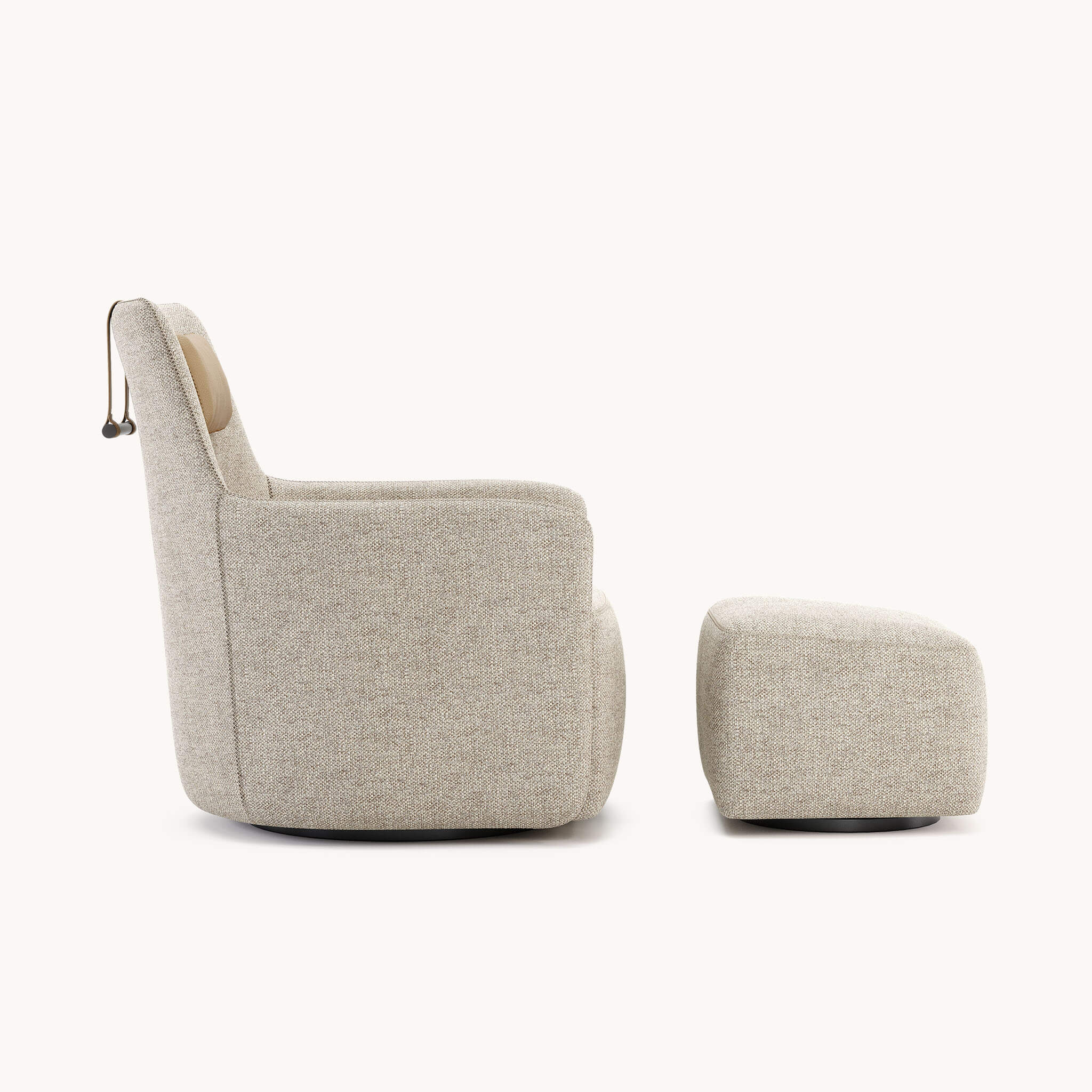 Pouf repose-pieds en tissu sable | Domkapa Alexander