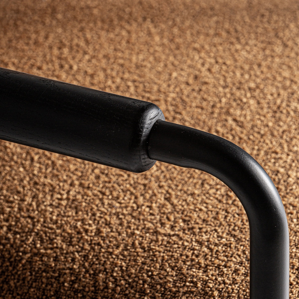 Fauteuil bouclé ocre et bois de pin | VICAL Jessie | REMO-HOME, mobilier design et décoration d'intérieur