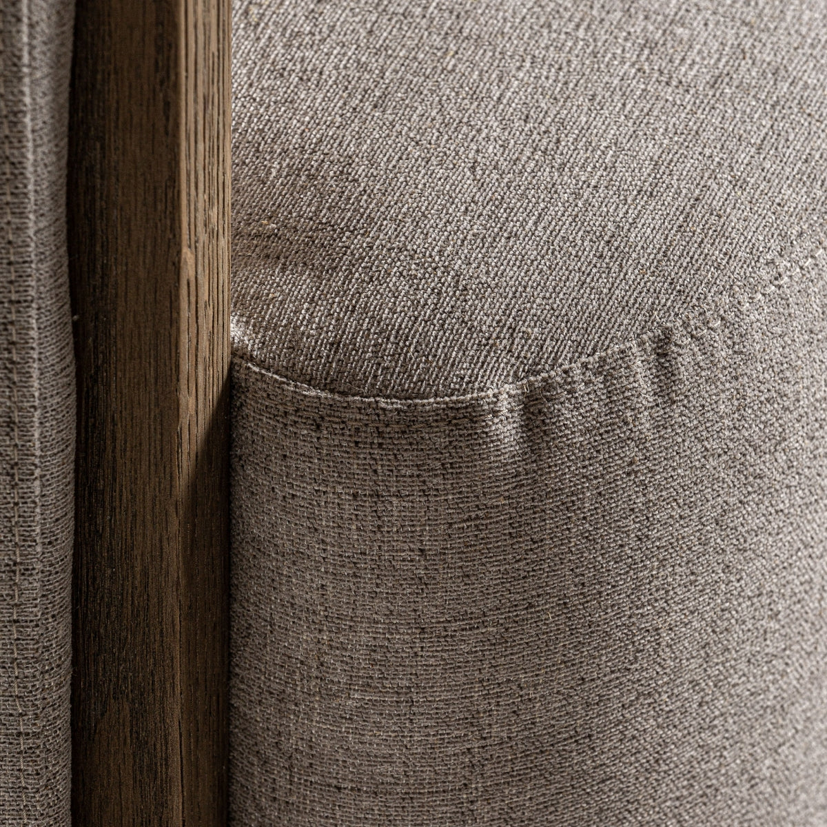 Fauteuil d'appoint en tissu beige | Vical Leutasch | REMO-HOME, mobilier et décoration d'intérieur