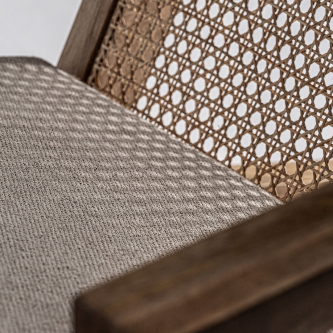 Fauteuil en bois de manguier | Vical Wesweil | REMO, mobilier et décoration d'intérieur