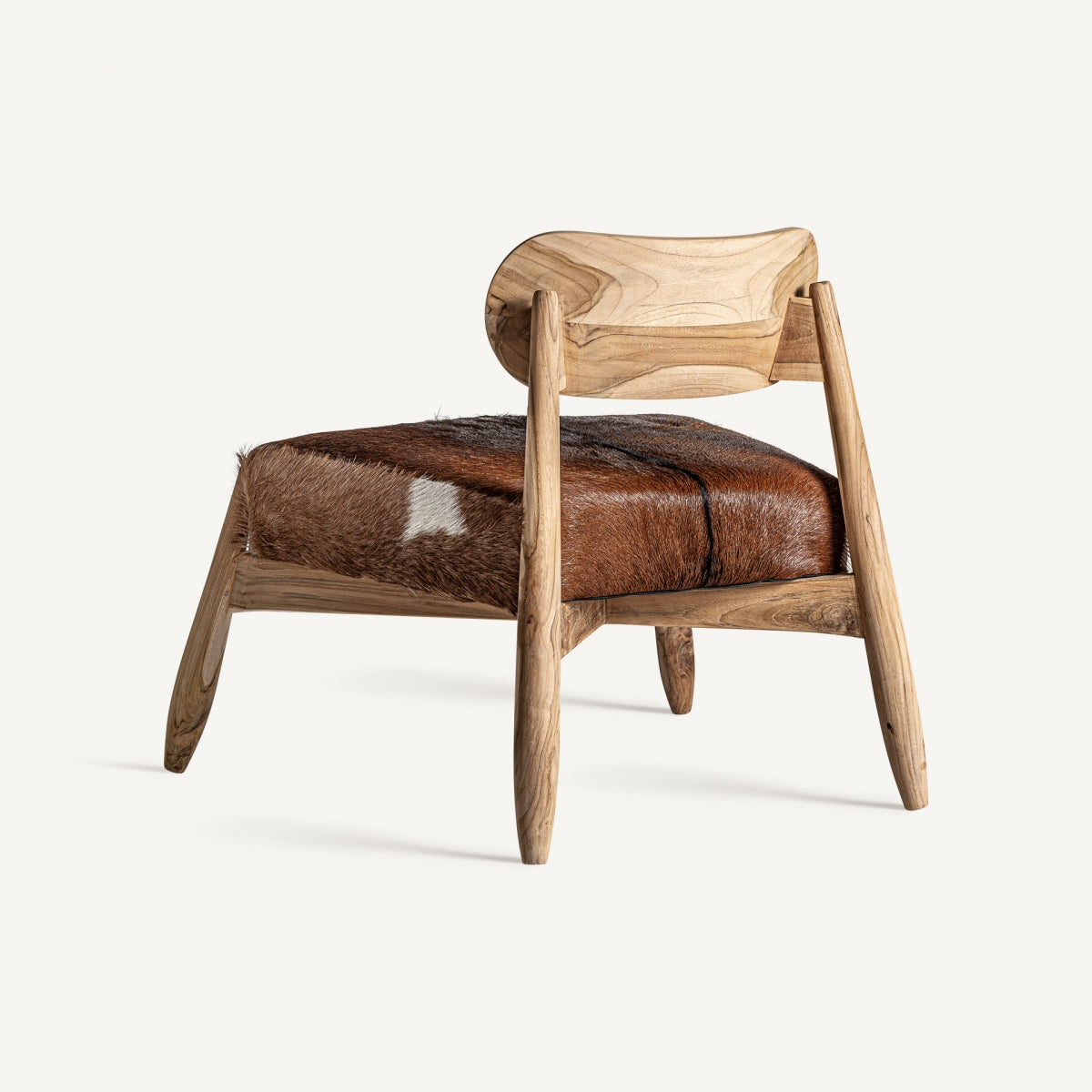 Fauteuil en teck et peau de chèvre | VICAL Payerne | REMO-HOME, mobilier design et décoration d'intérieur