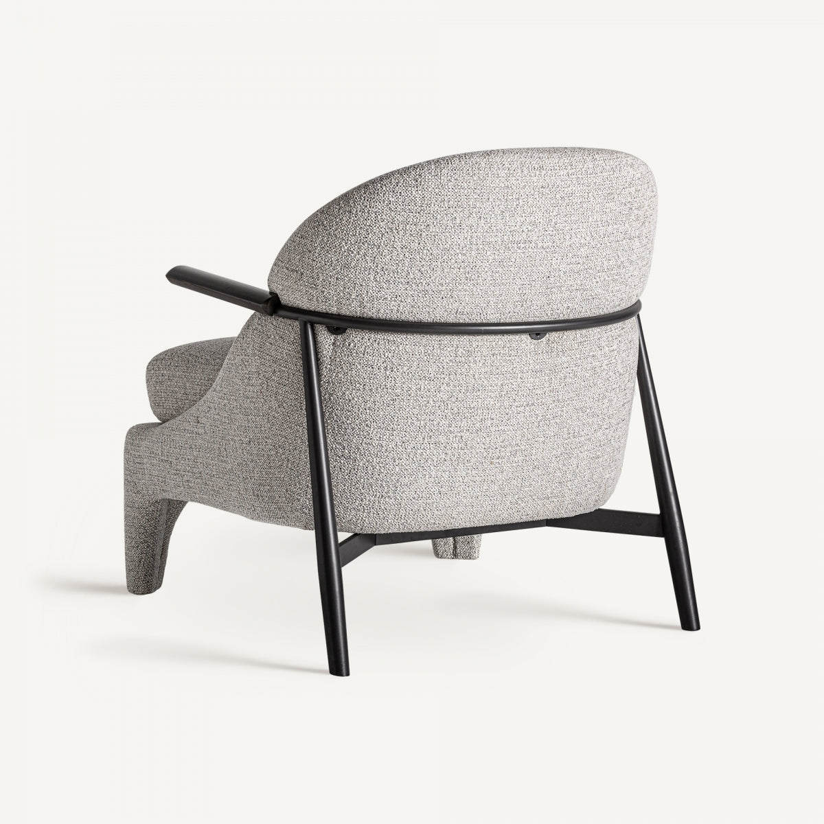 Fauteuil en tissu gris et bois de pin | VICAL Herzele | REMO-HOME, mobilier design et décoration d'intérieur