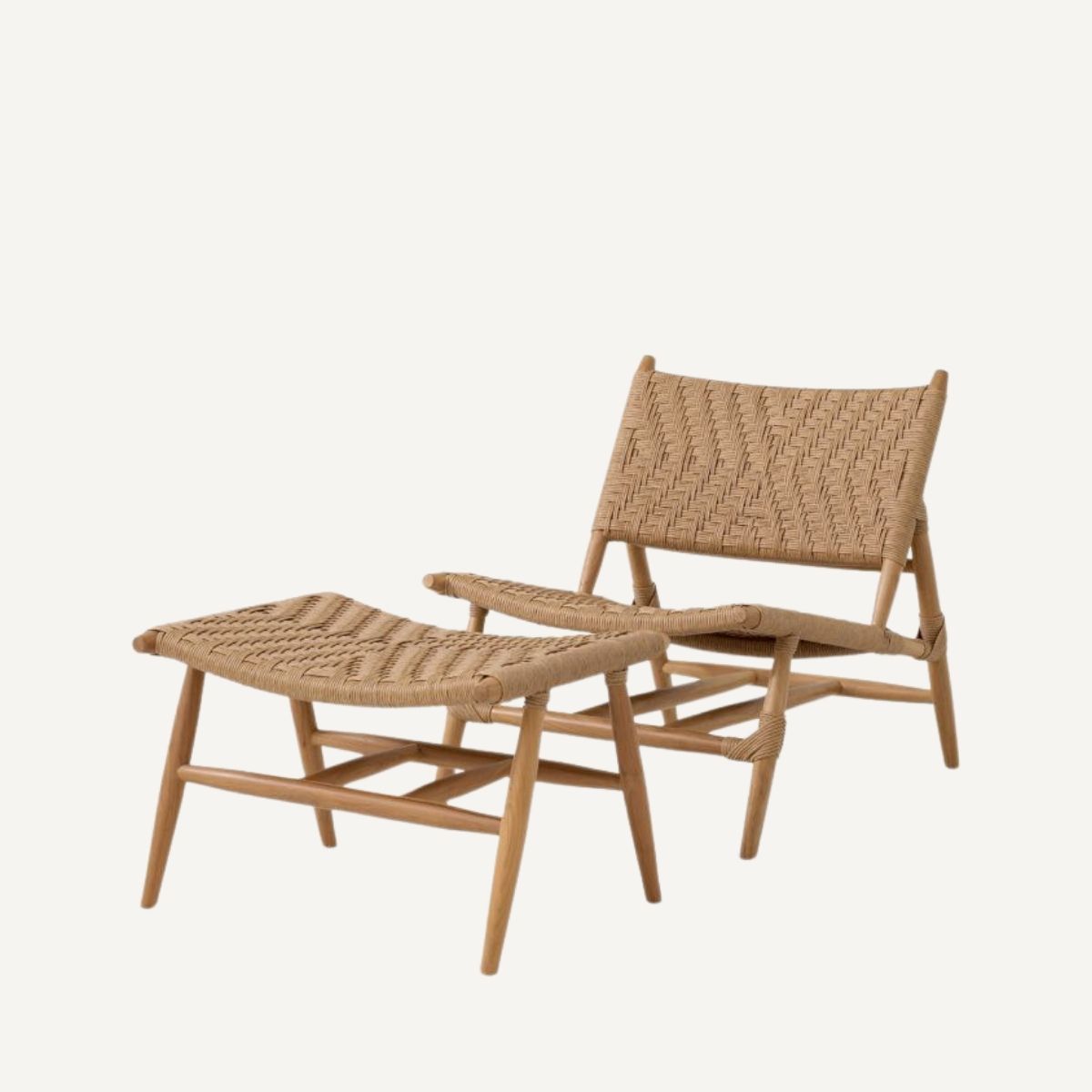 Fauteuil et pouf d'extérieur en teck | Eichholtz Laroc | REMO-HOME, mobilier et décoration d'intérieur.