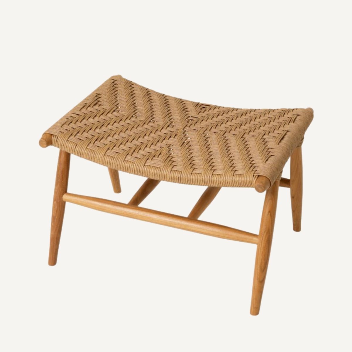 Fauteuil et pouf d'extérieur en teck | Eichholtz Laroc | REMO-HOME, mobilier et décoration d'intérieur.