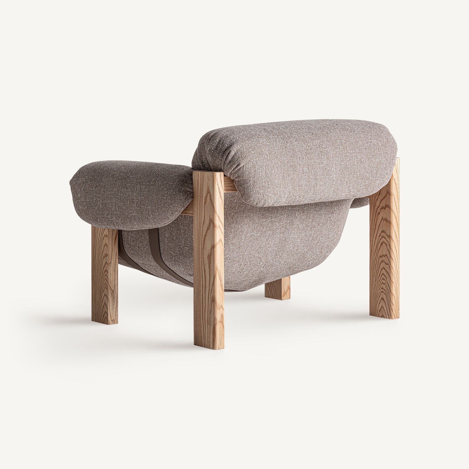 Fauteuil scandi bois de caoutchouc marron et tissu taupe | VICAL Hesse | REMO-HOME, mobilier design et décoration d'intérieur