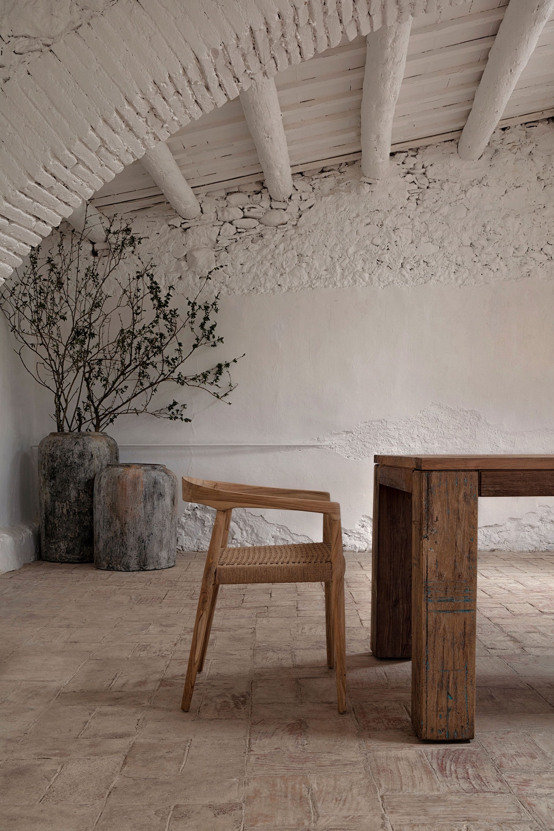 Jardinière amphore terre cuite gris 92 cm | VICAL Gry | REMO-HOME, mobilier design et décoration d'intérieur