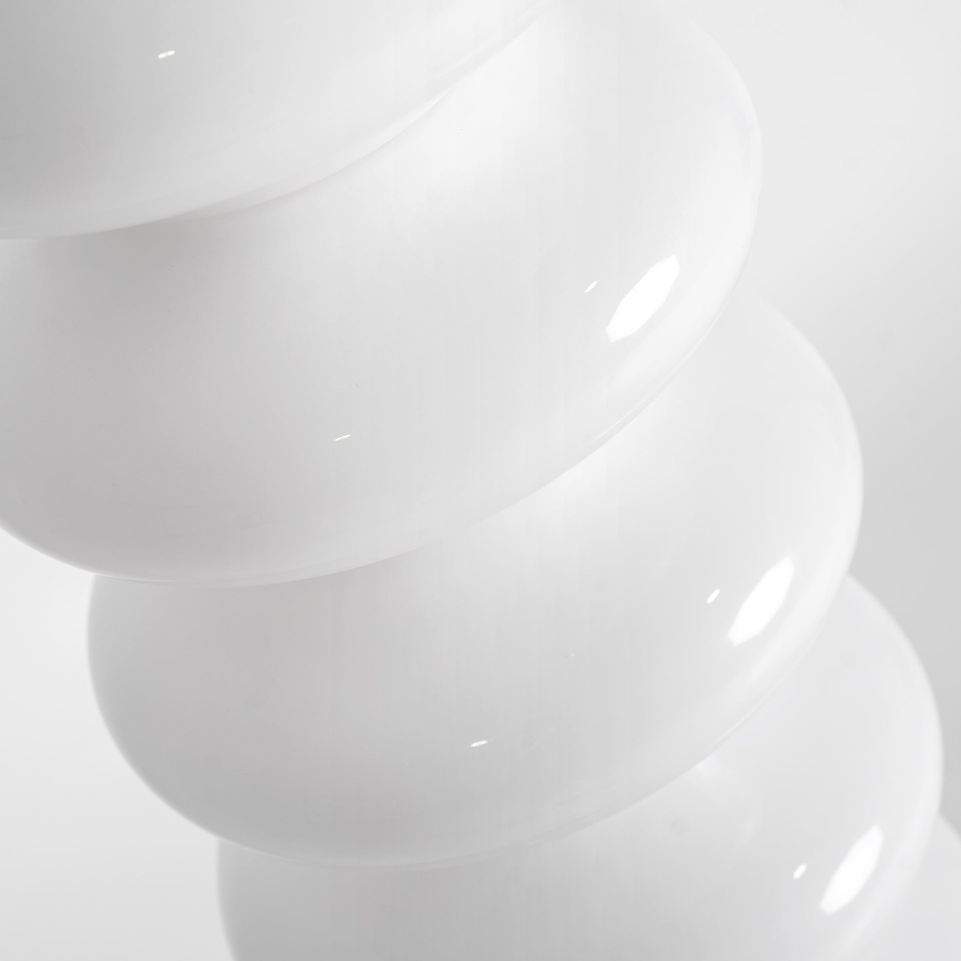 Lampadaire verre ondulé blanc et métal argenté | VICAL Tiare | REMO-HOME, mobilier design et décoration d'intérieur