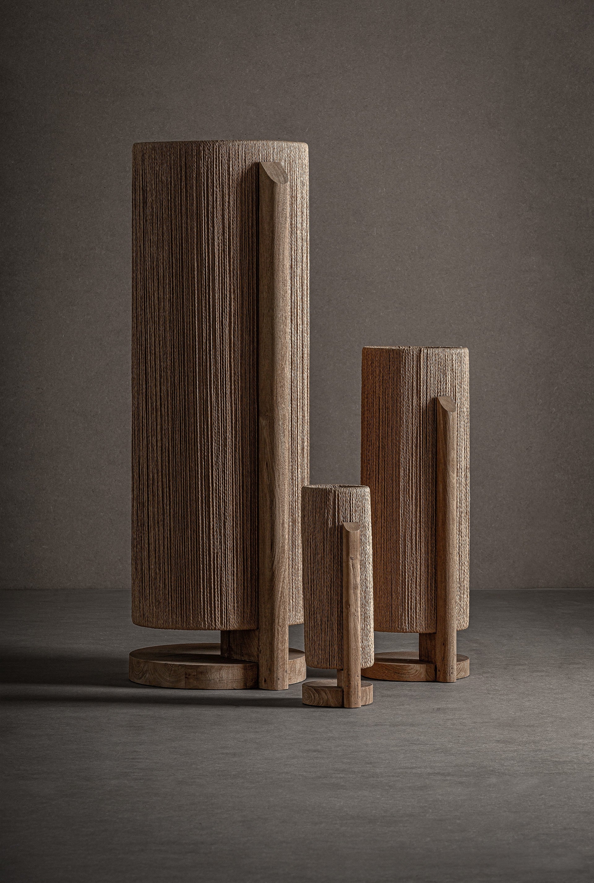 Lampe de salon bois de manguier raphia naturel | VICAL Jacquard | REMO-HOME, mobilier design et décoration d'intérieur