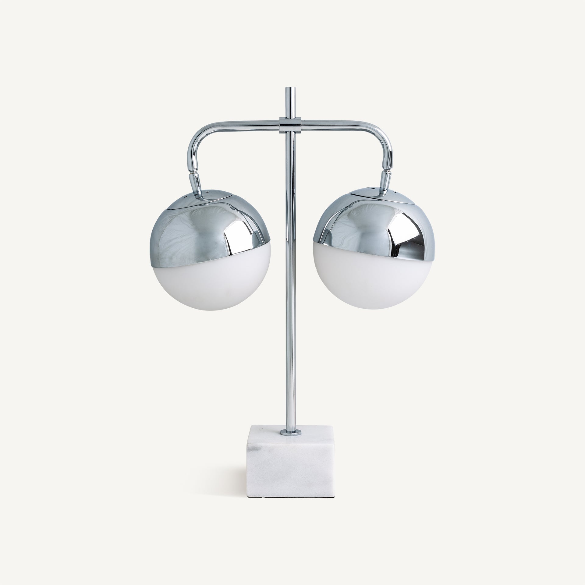 Lampe de salon métal blanc marbre argent | VICAL | REMO-HOME, mobilier design et décoration d'intérieur