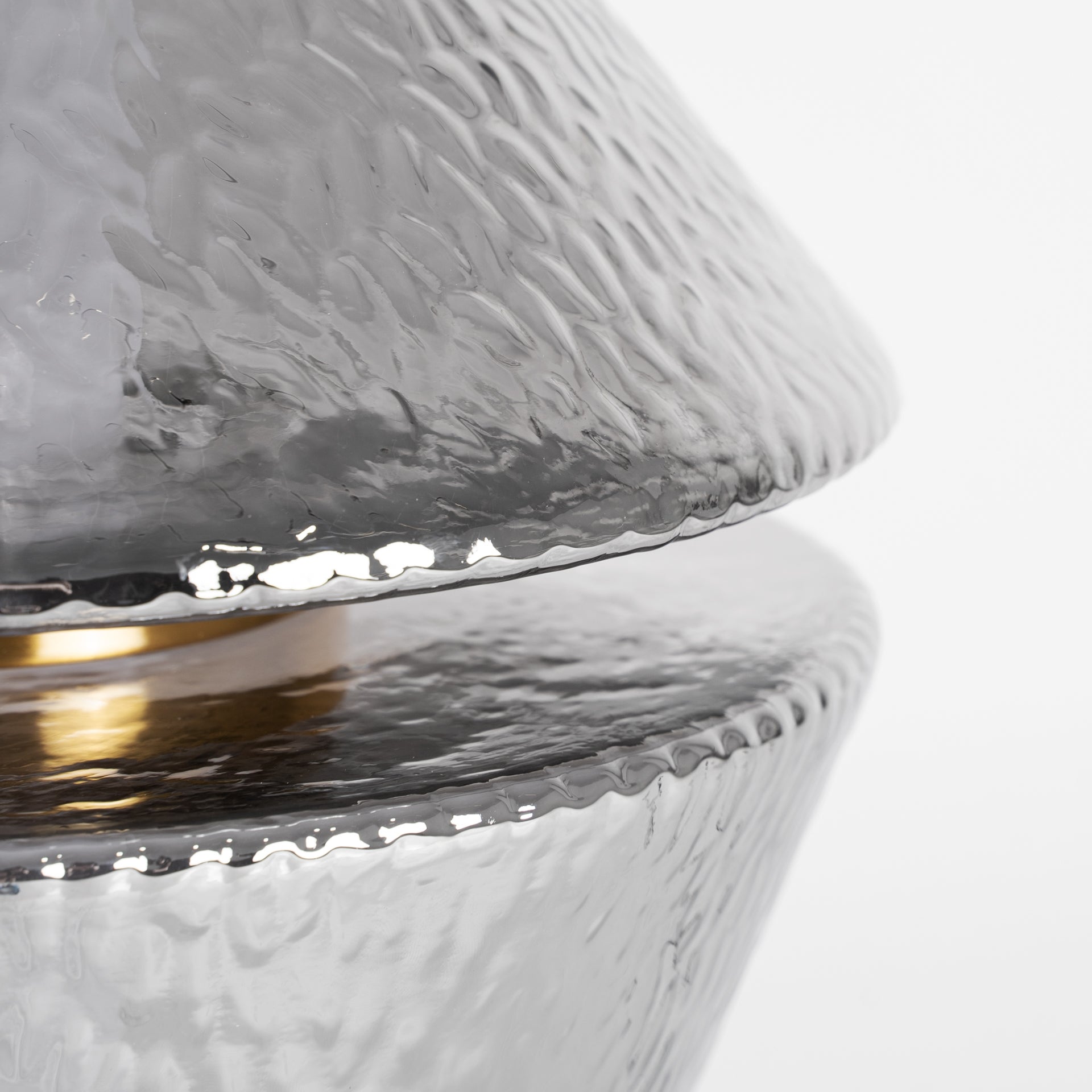 Lampe de table verre strié gris et métal doré | VICAL Aine | REMO-HOME, mobilier design et décoration d'intérieur