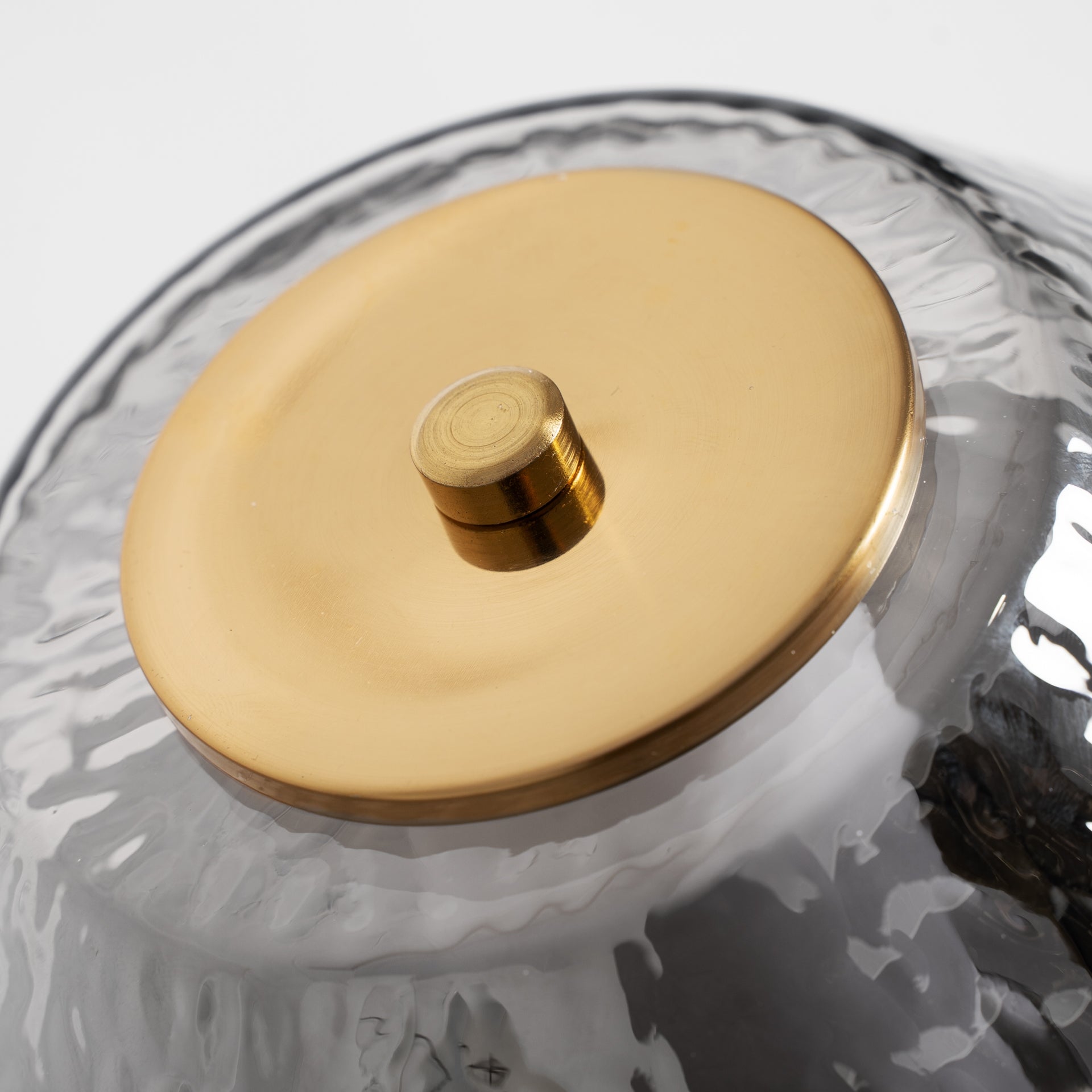 Lampe de table verre strié gris et métal doré | VICAL Aine | REMO-HOME, mobilier design et décoration d'intérieur