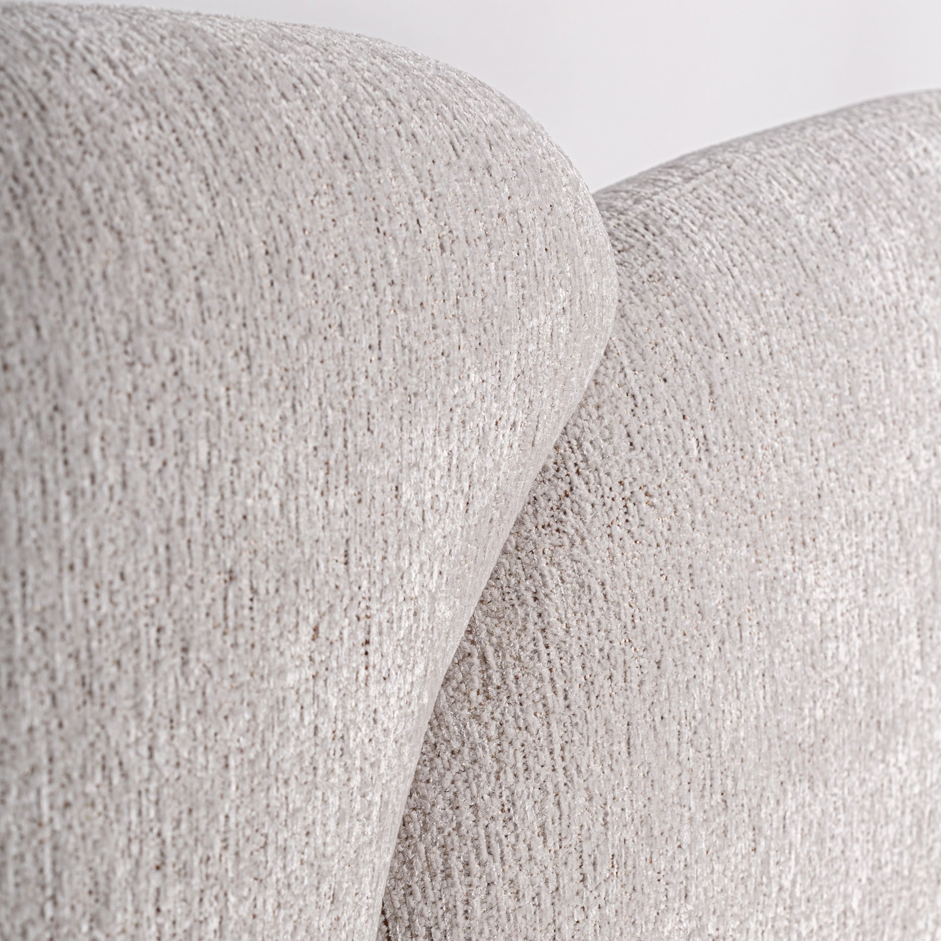 Lit design enveloppant beige | VICAL Alevia | REMO-HOME, mobilier design et décoration d'intérieur