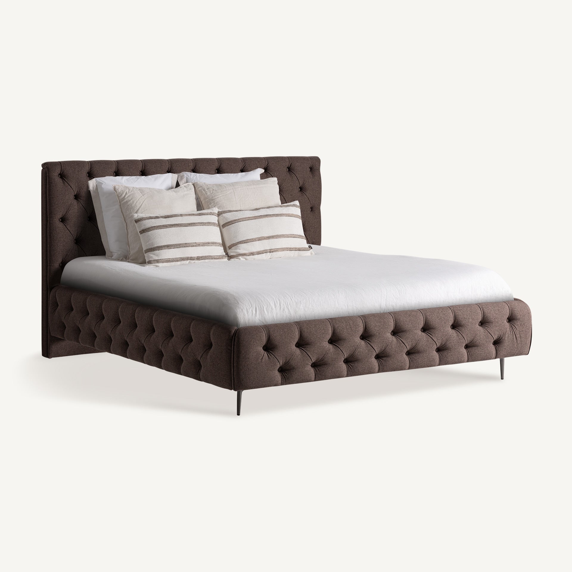 Lit double velours marron tête de lit capitonnée haute | VICAL Oslo | REMO-HOME, mobilier design et décoration d'intérieur