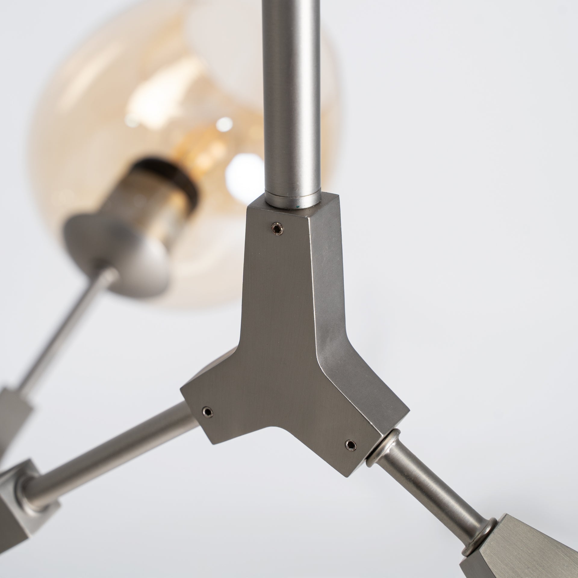 Lustre acier argenté et verre ambré | VICAL Jhana | REMO-HOME, mobilier design et décoration d'intérieur