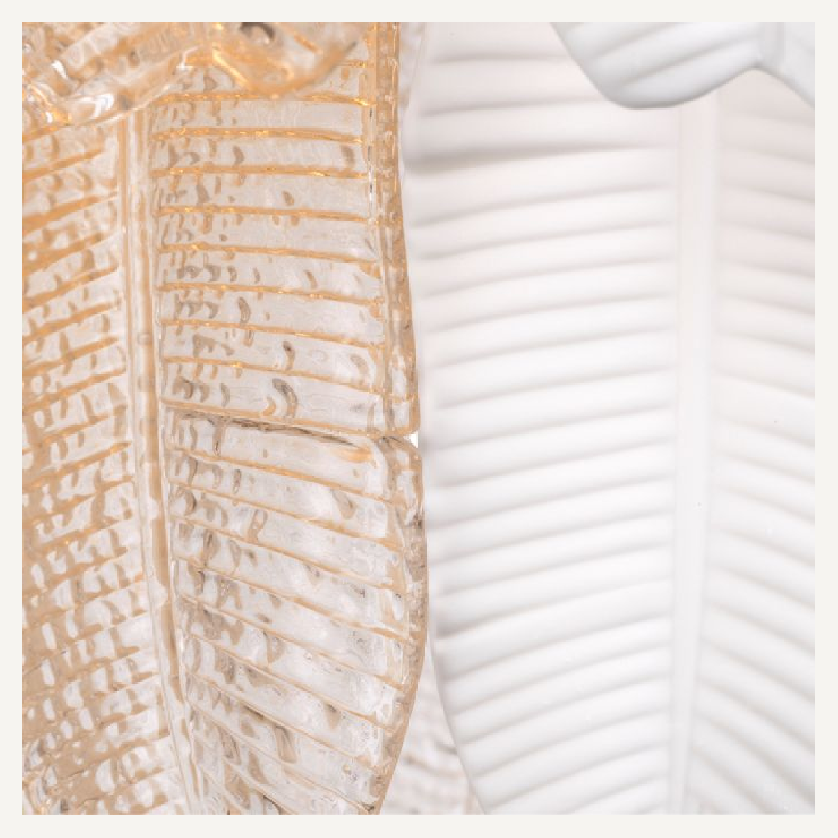 Lustre en verre et céramique blanche | Eichholtz Lucia L | REMO-HOME, mobilier et décoration d'intérieur
