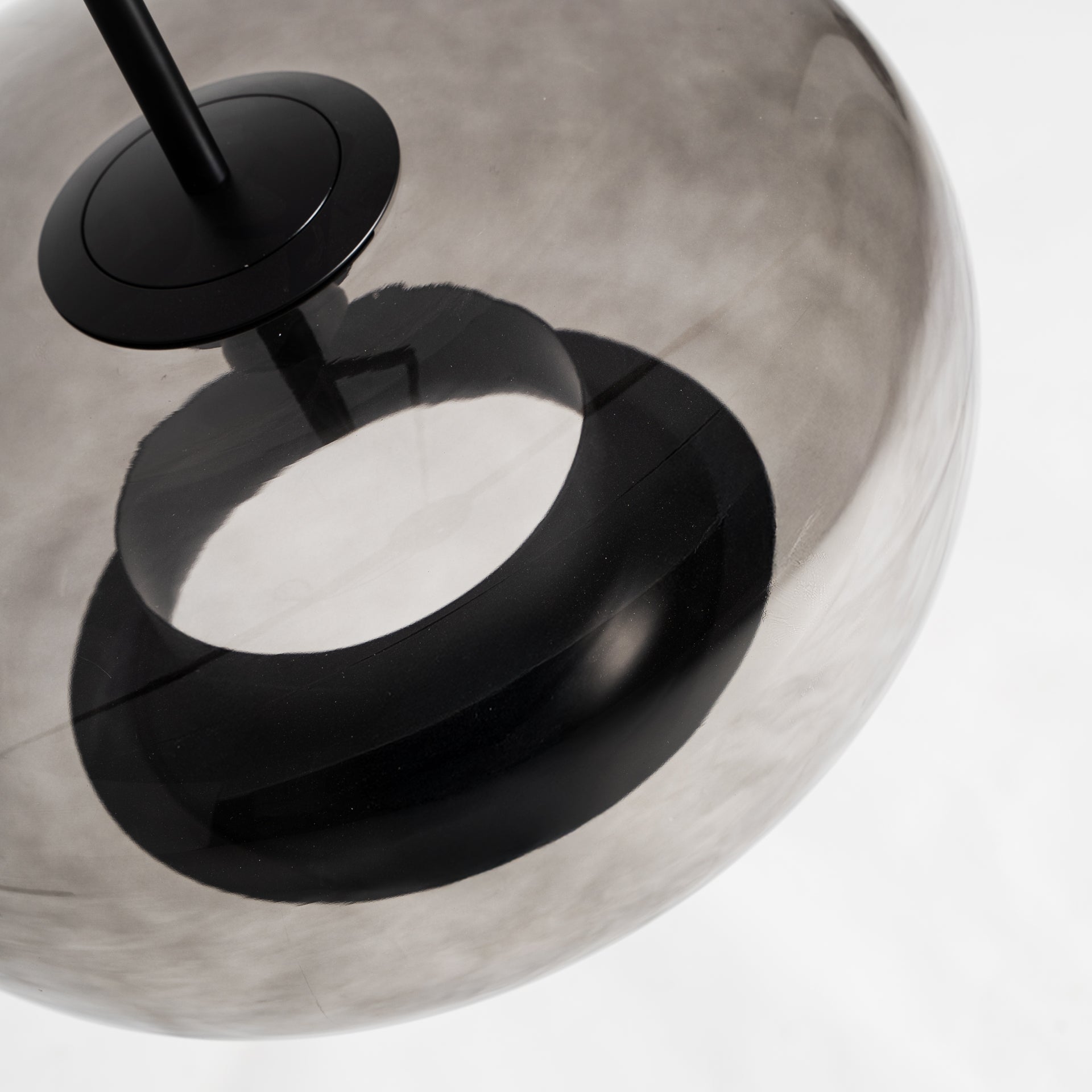 Lustre géométrique verre gris translucide et noir 45 cm | VICAL Helen | REMO-HOME, mobilier design et décoration d'intérieur