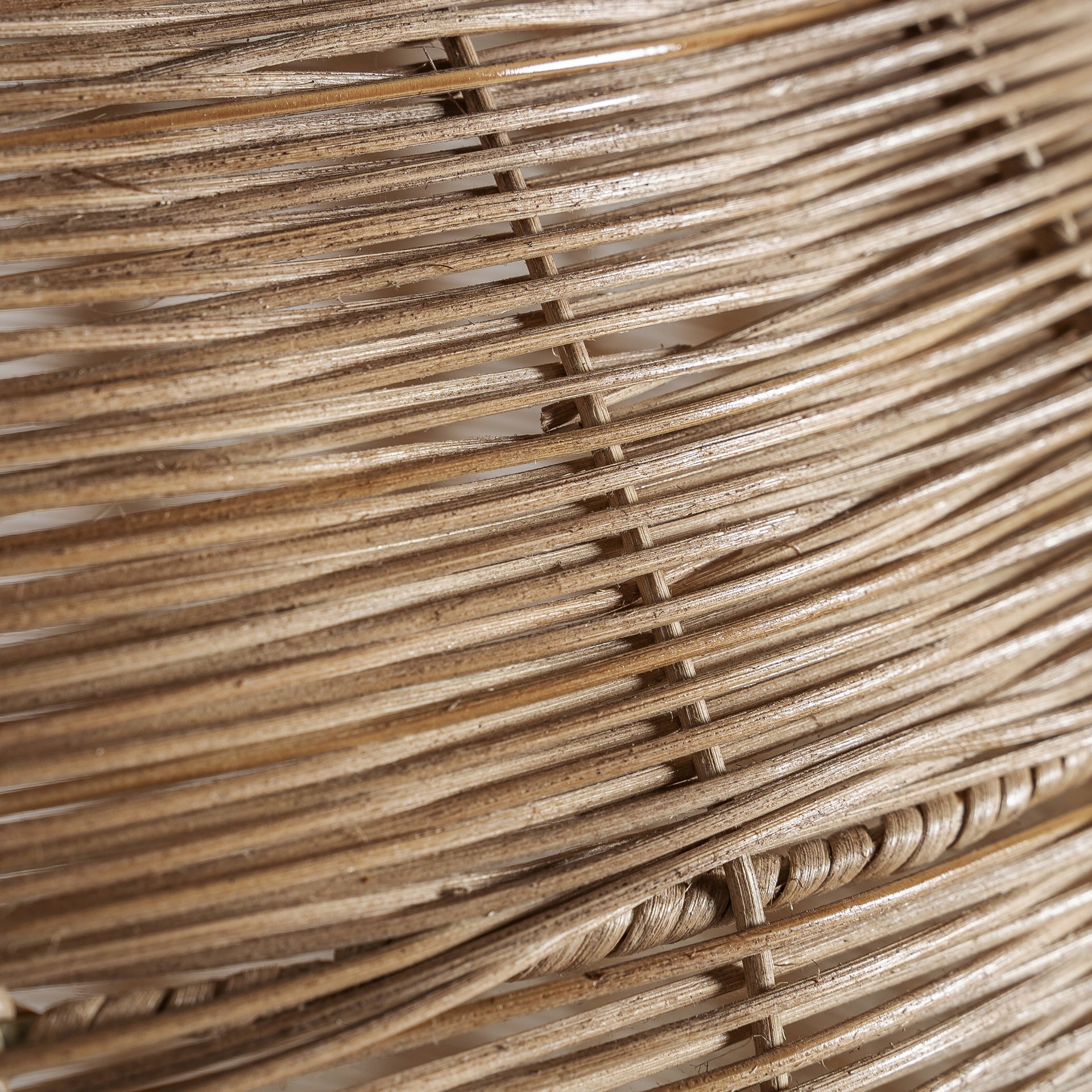 Lustre grande rotin tressé naturel | VICAL Hatelhe | REMO-HOME, mobilier design et décoration d'intérieur