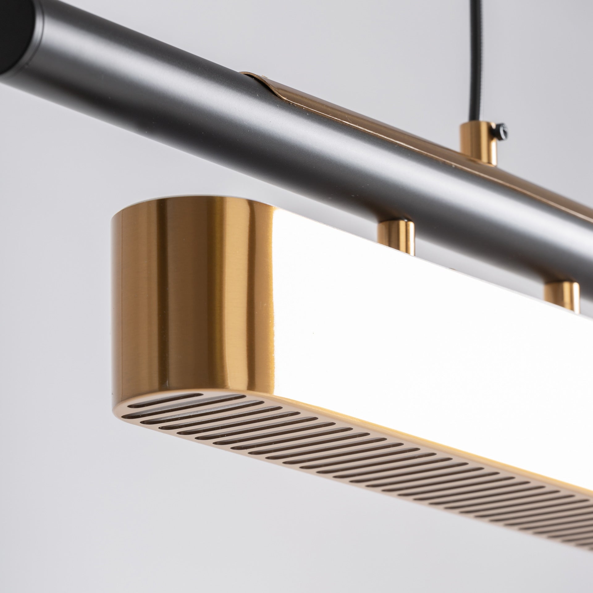 Lustre linéaire LED acier cuivre | VICAL Concept | REMO-HOME, mobilier design et décoration d'intérieur