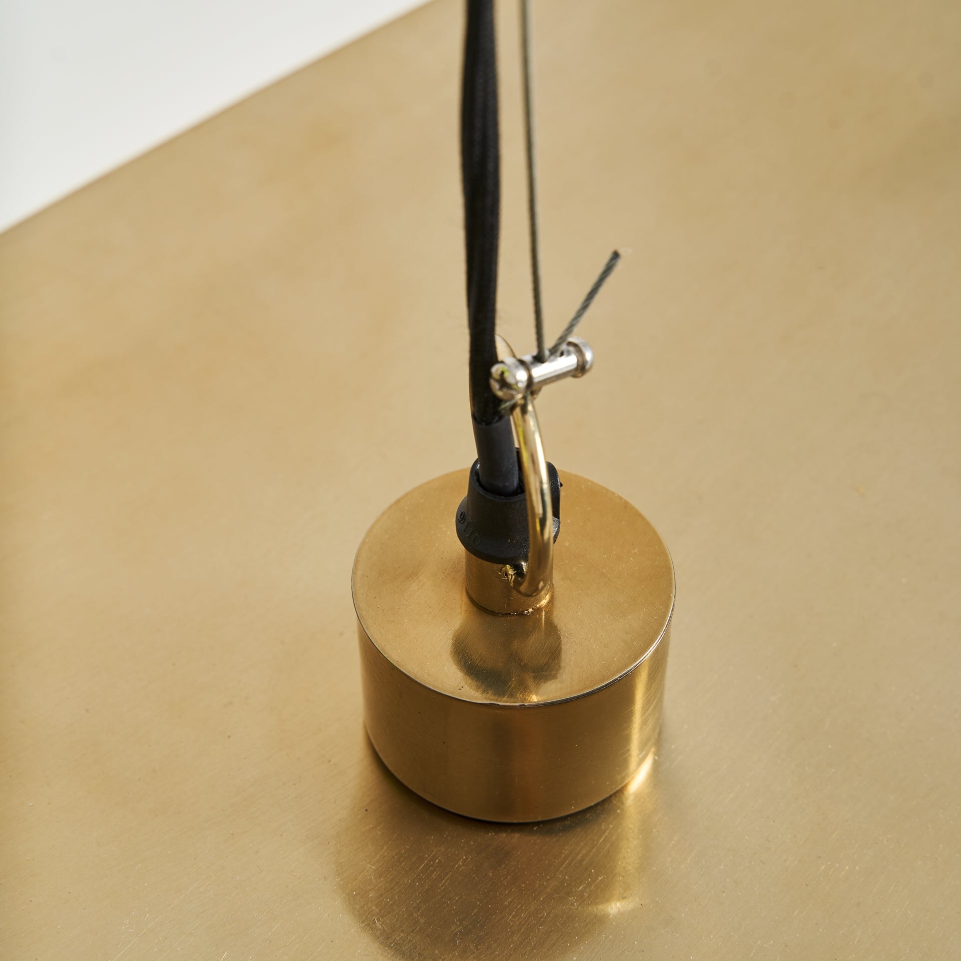 Lustre métal doré ovale | VICAL Halke | REMO-HOME, mobilier design et décoration d'intérieur