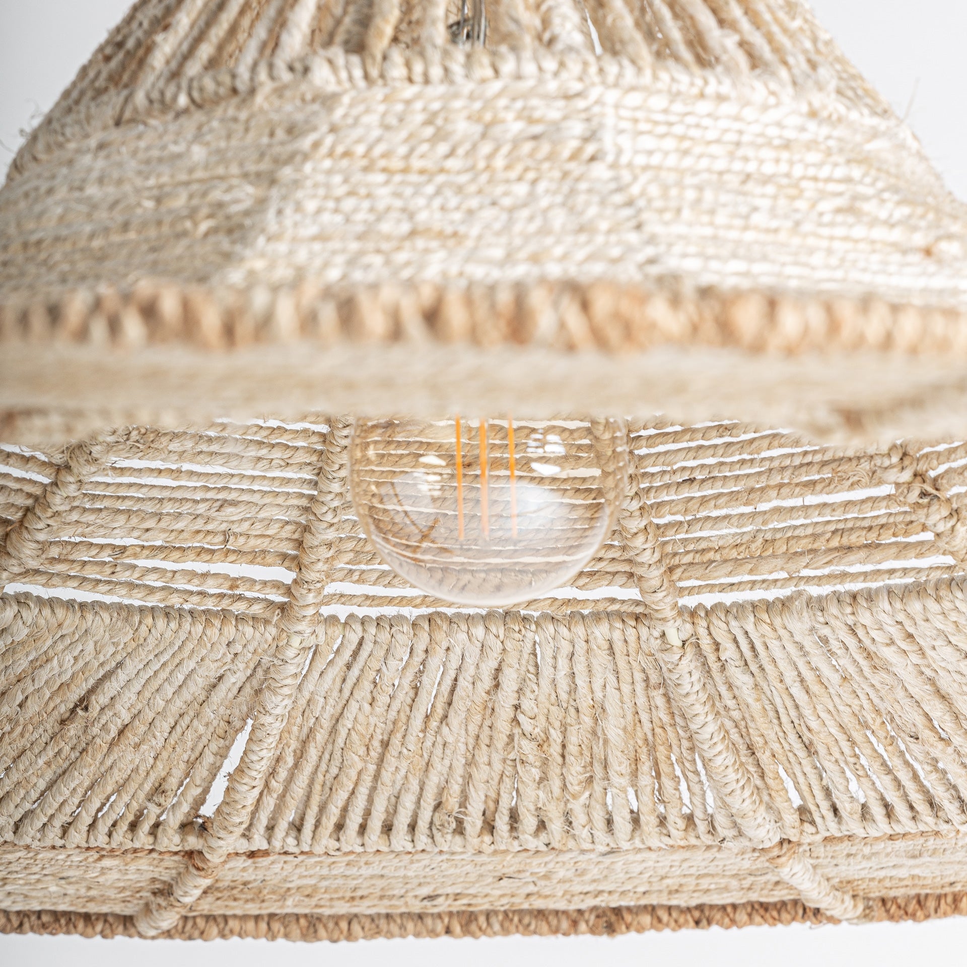 Lustre tressée jute beige | VICAL Khasli | REMO-HOME, mobilier design et décoration d'intérieur