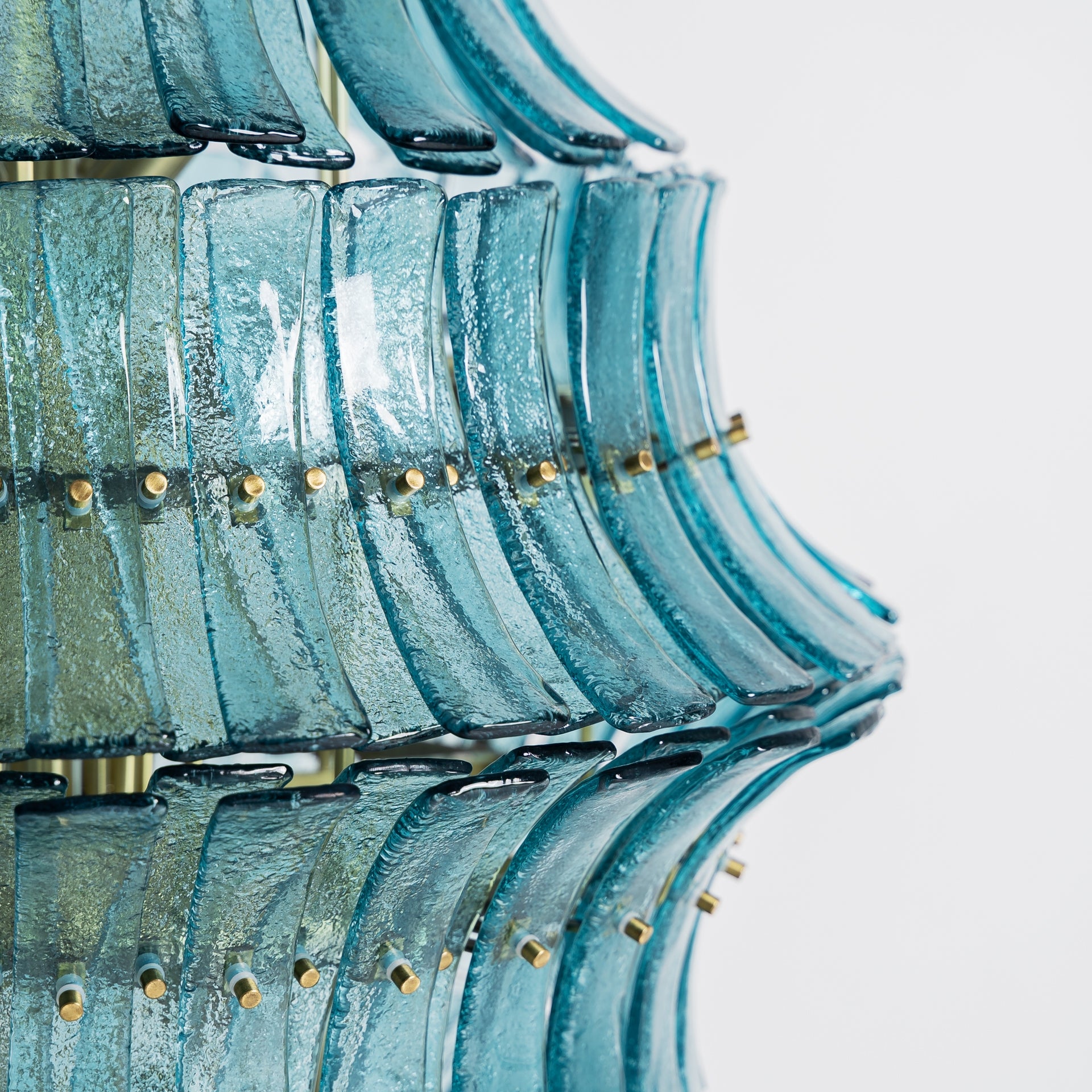 Lustre vintage verre bleu et métal bronze | VICAL Civenna | REMO-HOME, mobilier design et décoration d'intérieur