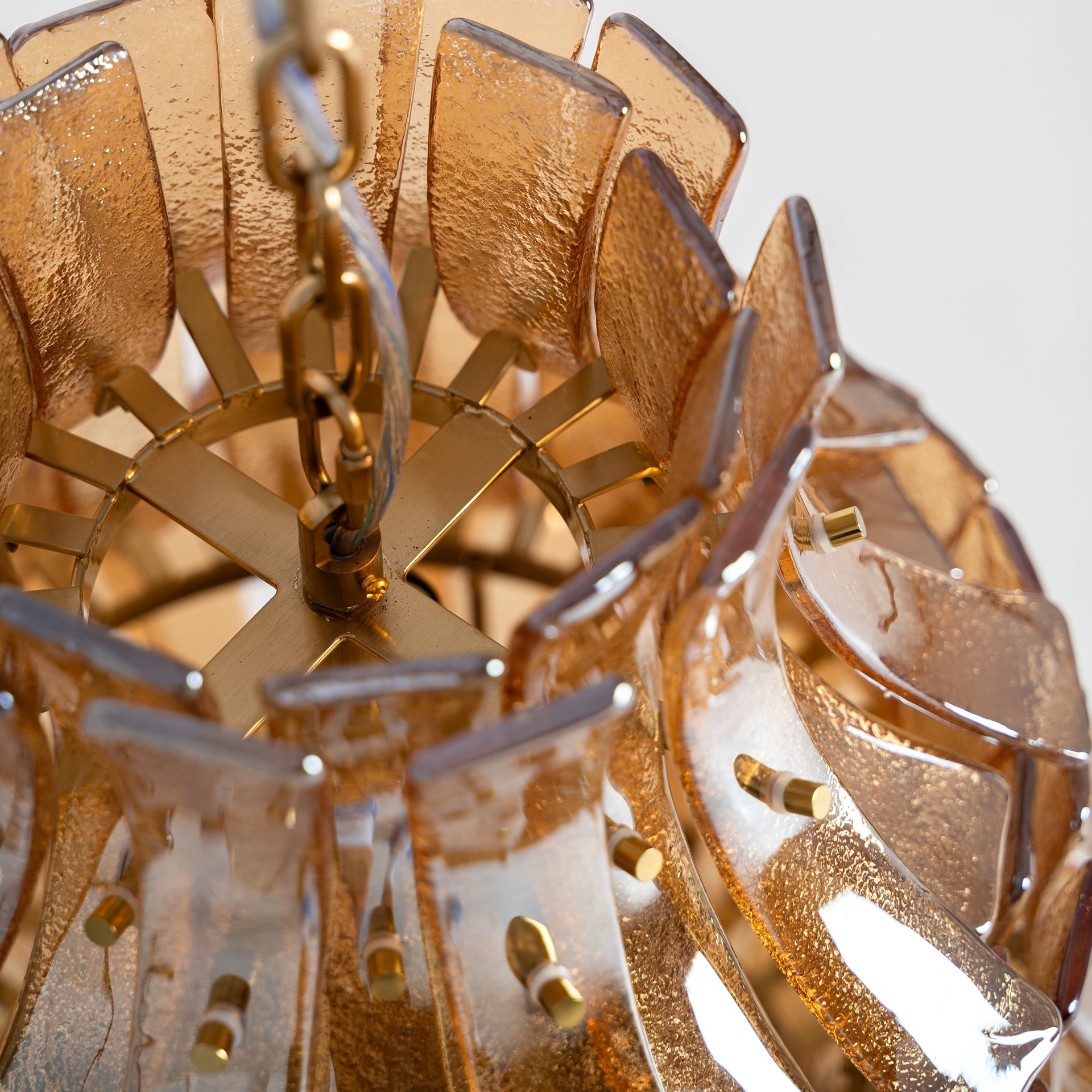 Lustre vintage verre fumé et cuivre | VICAL Lierna | REMO-HOME, mobilier design et décoration d'intérieur