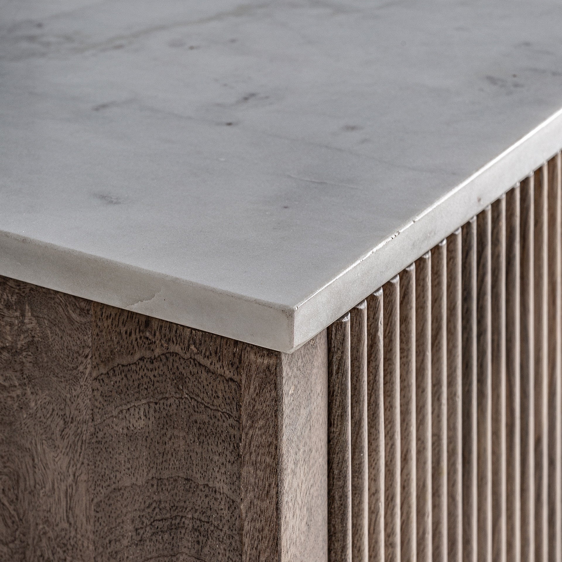 Meuble TV design bois de mangue et marbre blanc | VICAL Zerf | REMO-HOME, mobilier design et décoration d'intérieur