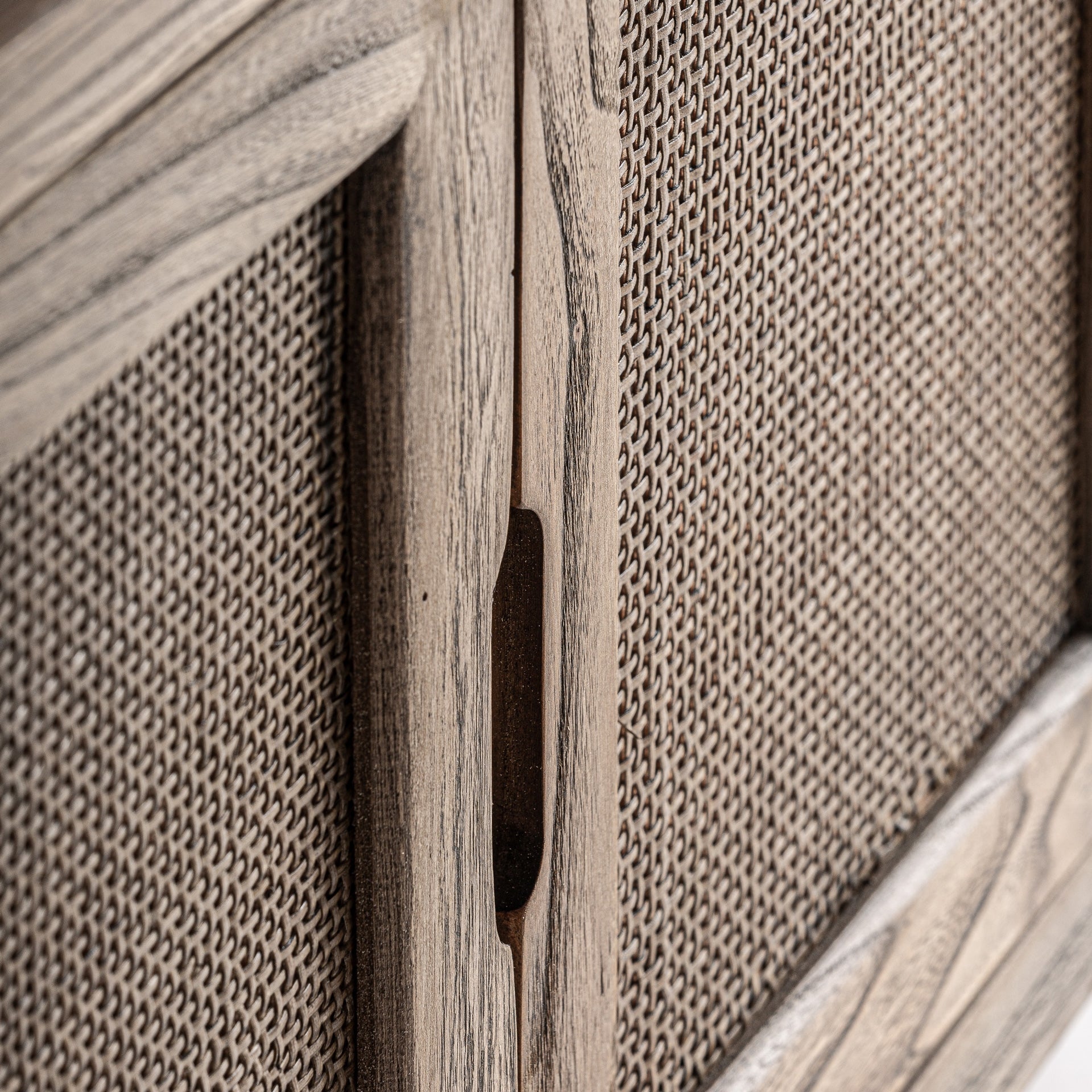 Meuble TV en Orme Marron | VICAL Byremo | REMO-HOME, mobilier design et décoration d'intérieur