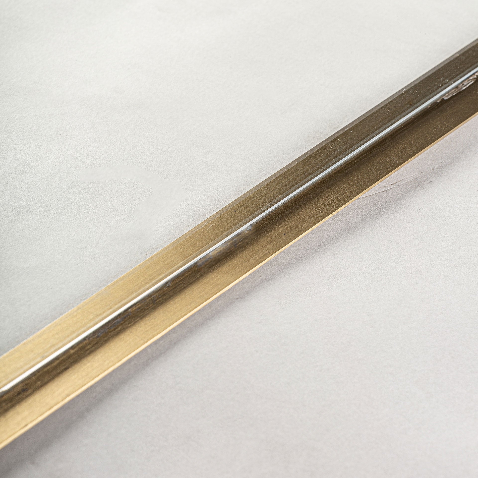 Miroir décoratif cadre sculpté acier doré | VICAL Amelfot | REMO-HOME, mobilier design et décoration d'intérieur