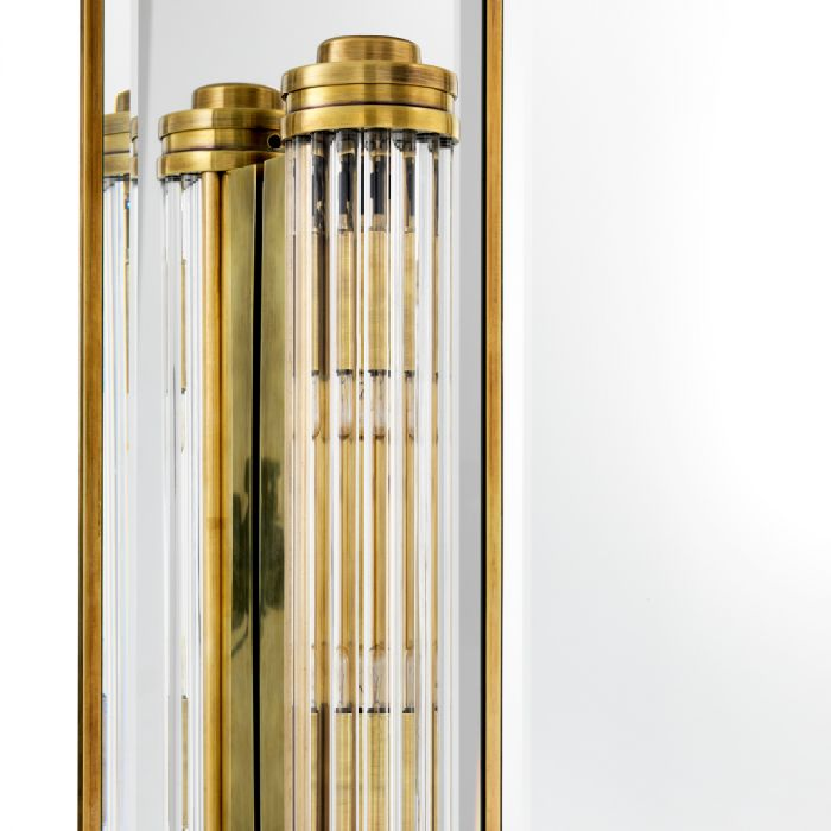 Miroir rectangulaire en laiton avec appliques | Eichholtz Beaumont | REMO-HOME, mobilier et décoration d'intérieur