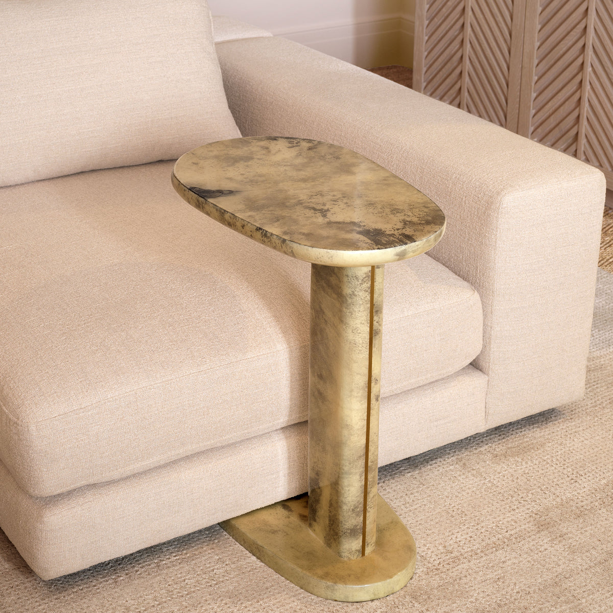Table d'appoint design en crème leather | Eichholtz Manuel high