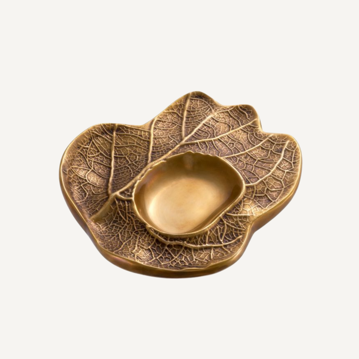 Plateau décoratif en laiton vieilli | Eichholtz Clemence | REMO-HOME, mobilier et décoration d'intérieur