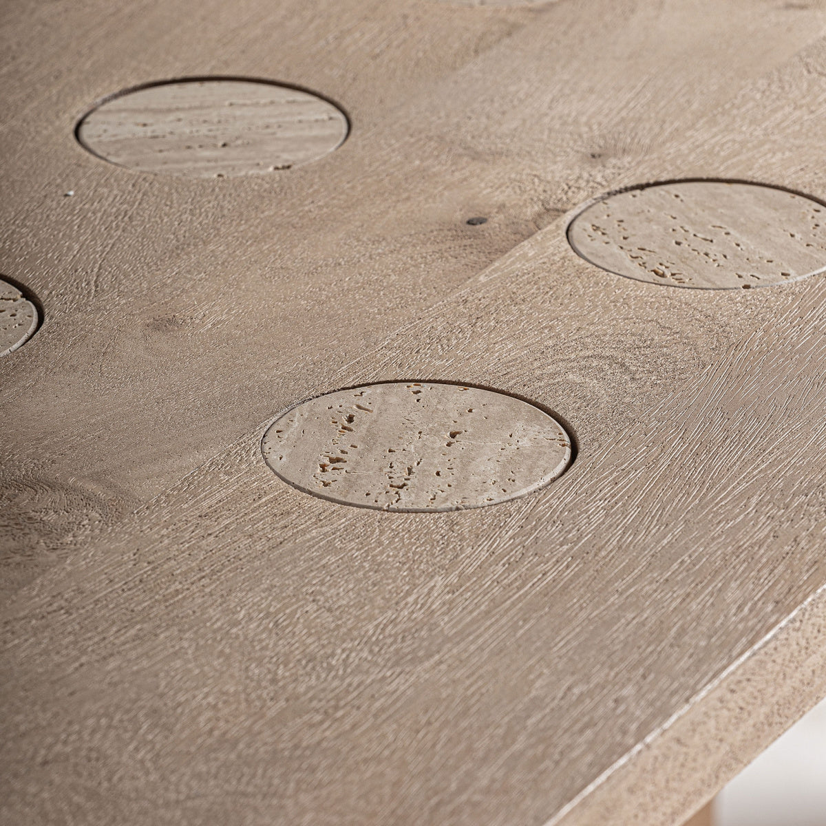 Table à manger en bois de manguier/travertin | VICAL Jacquard | REMO-HOME, mobilier design et décoration d'intérieur