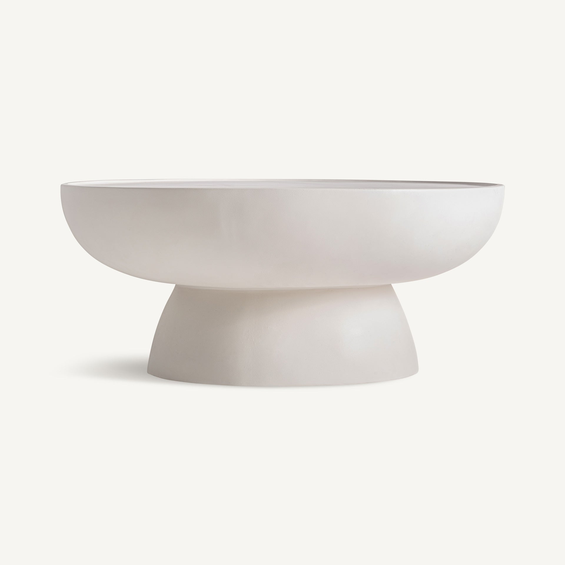 Table basse carrée béton armé blanc cassé | VICAL Naima | REMO-HOME, mobilier design et décoration d'intérieur