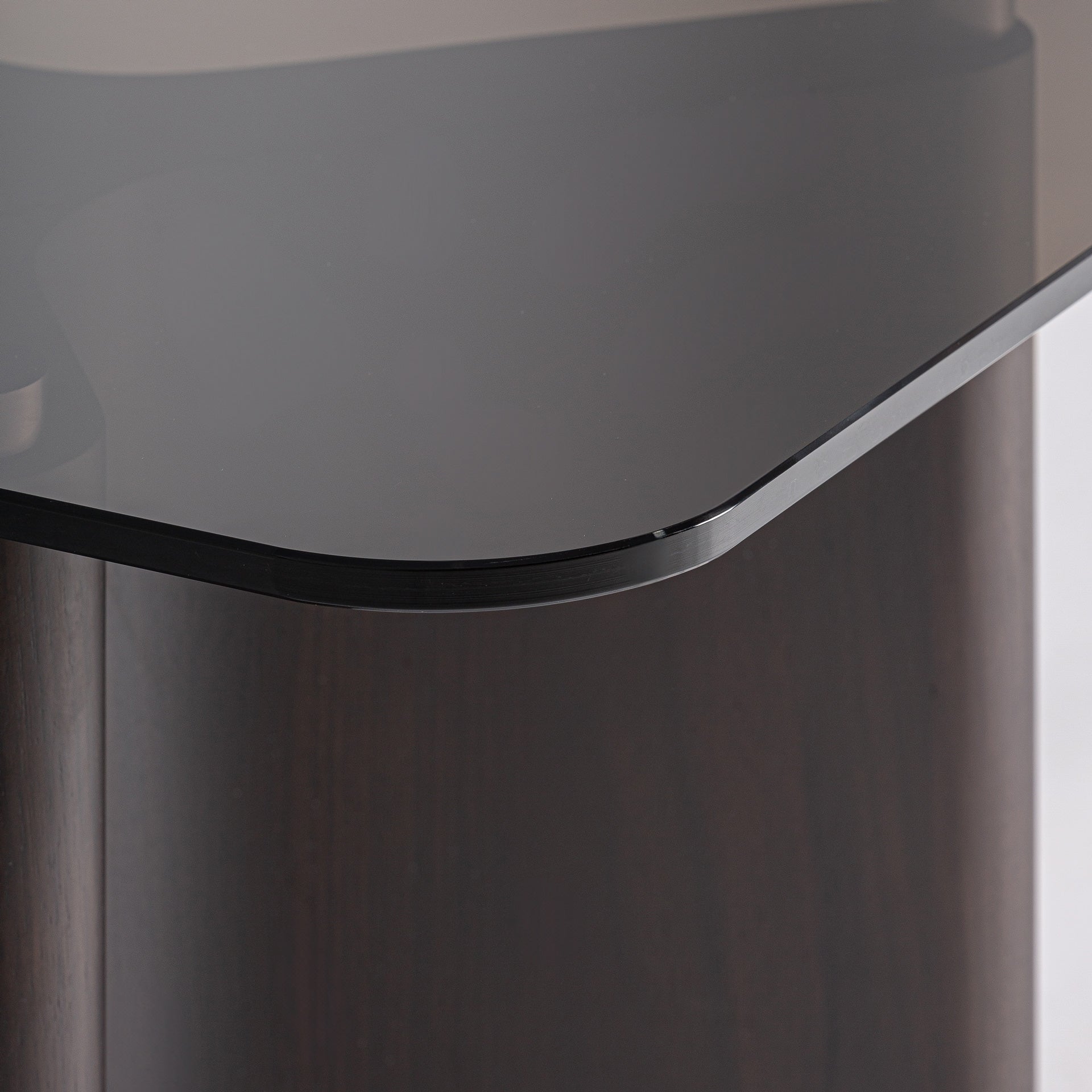 Table basse carrée bois frêne noir et verre fumé 50cm | VICAL Bransby | REMO-HOME, mobilier design et décoration d'intérieur