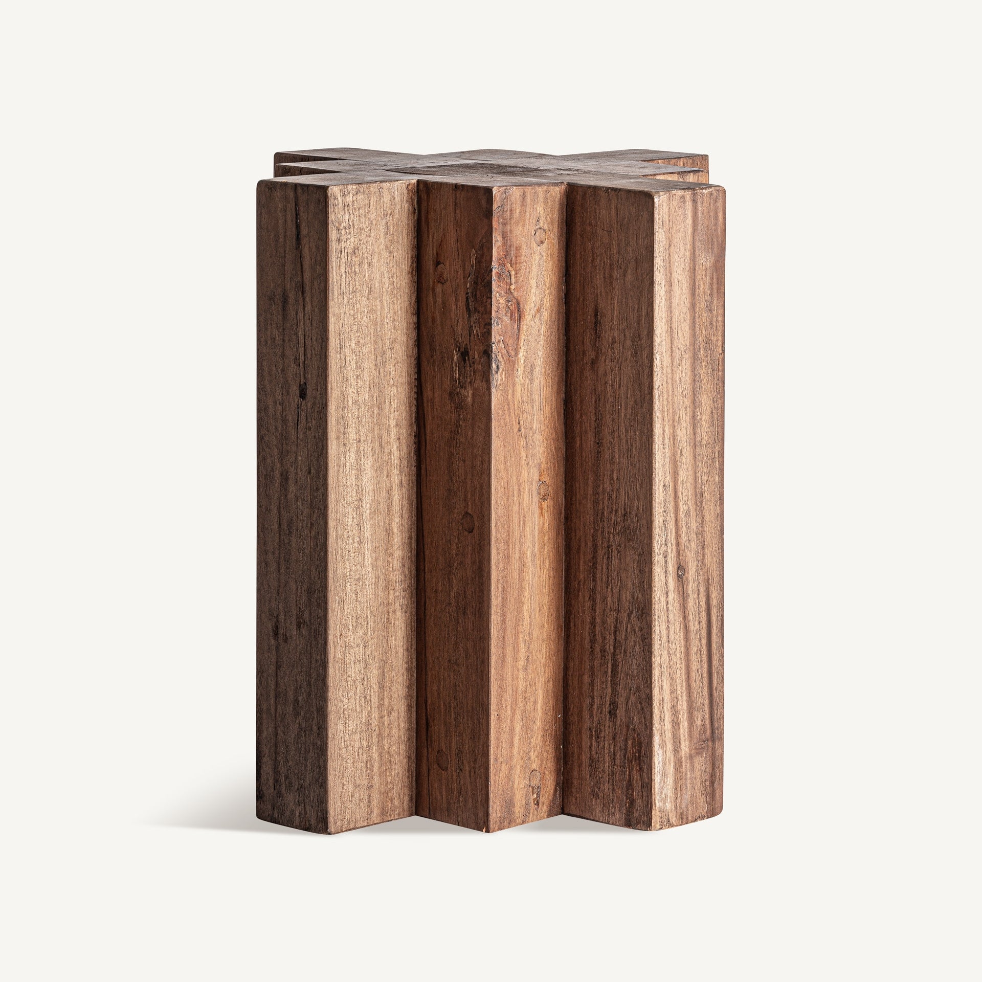 Table basse carrée bois récupéré | VICAL Brutalist | REMO-HOME, mobilier design et décoration d'intérieur