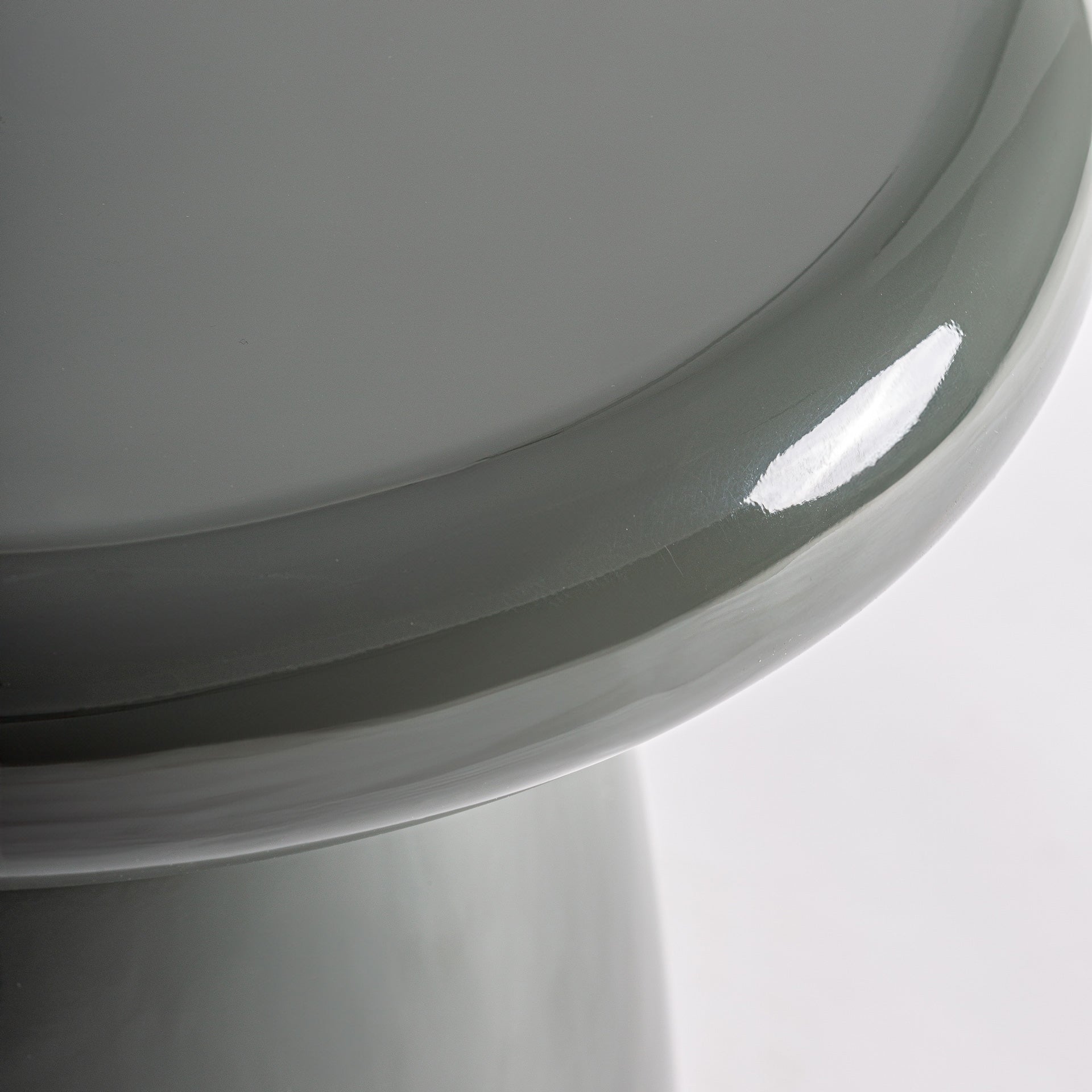 Table basse circulaire bois vert profond brillant | VICAL Meres | REMO-HOME, mobilier design et décoration d'intérieur