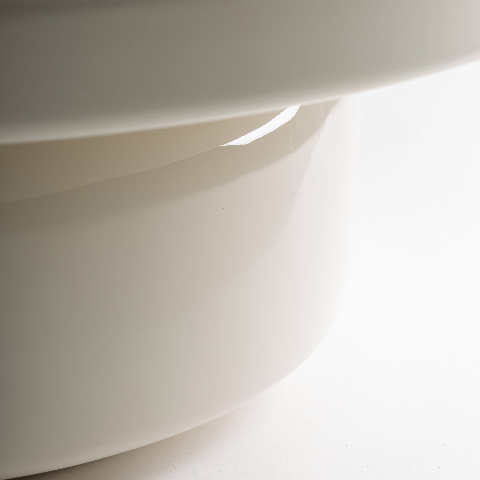 Table basse contemporaine crème en DM & fibre de verre | VICAL Gory | REMO-HOME, mobilier design et décoration d'intérieur