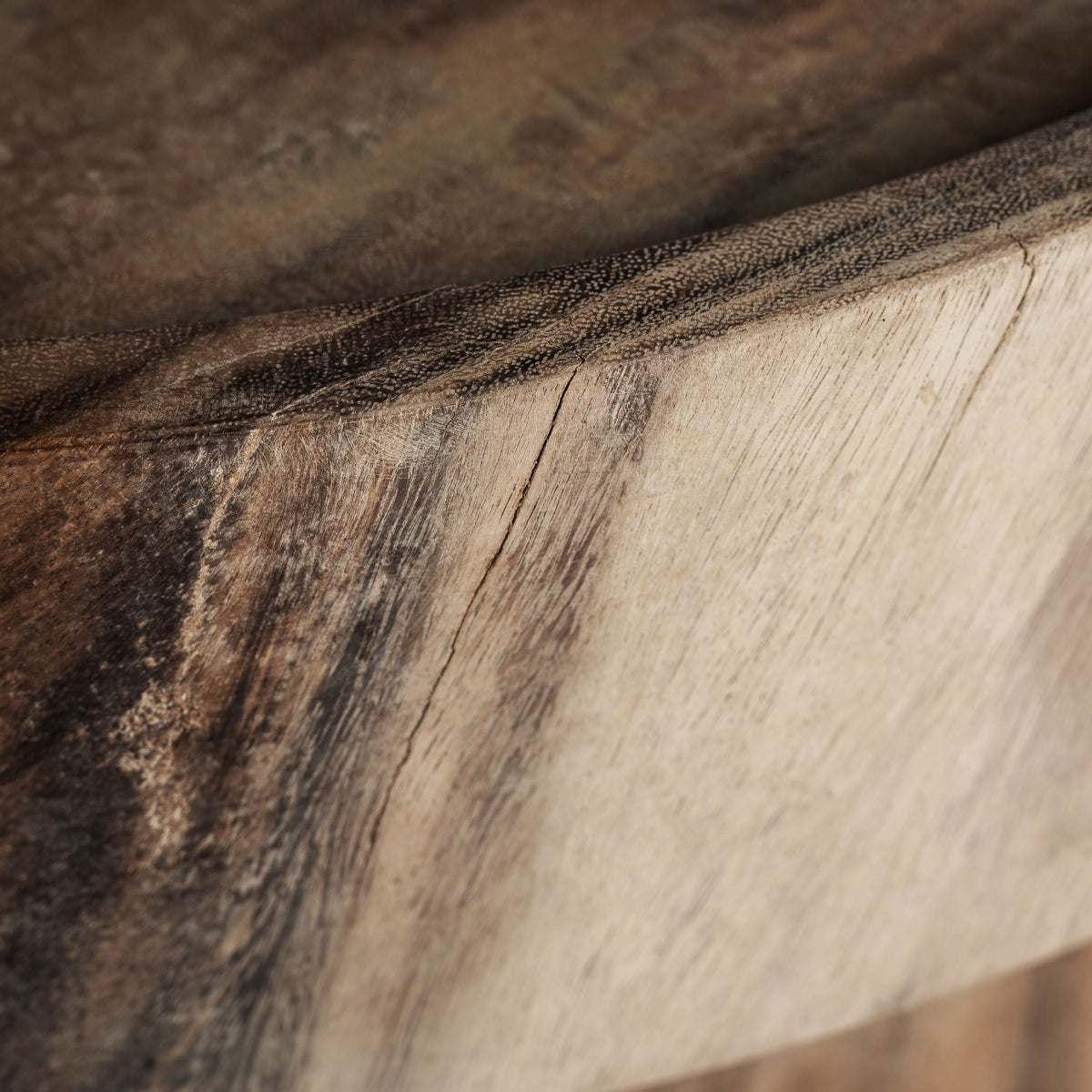 Table basse en bois de suar | VICAL Barika | REMO-HOME, mobilier design et décoration d'intérieur