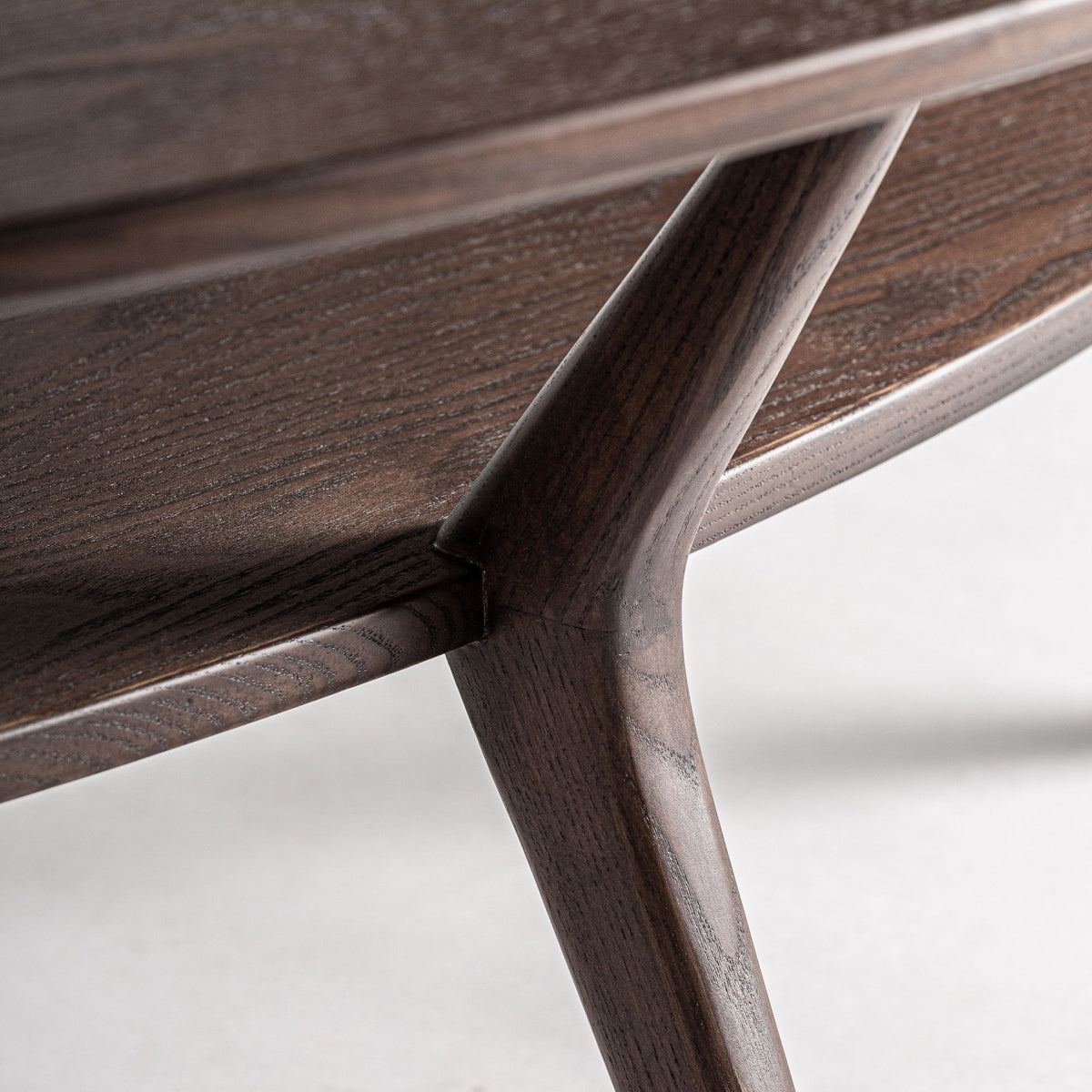 Table basse en bois marron | Vical Terborg | REMO-HOME, mobilier et décoration d'intérieur