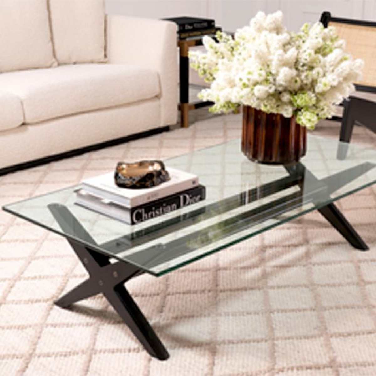 Table basse en bois noir et verre transparent | Eichholtz Maynor | REMO-HOME, mobilier et décoration d'intérieur