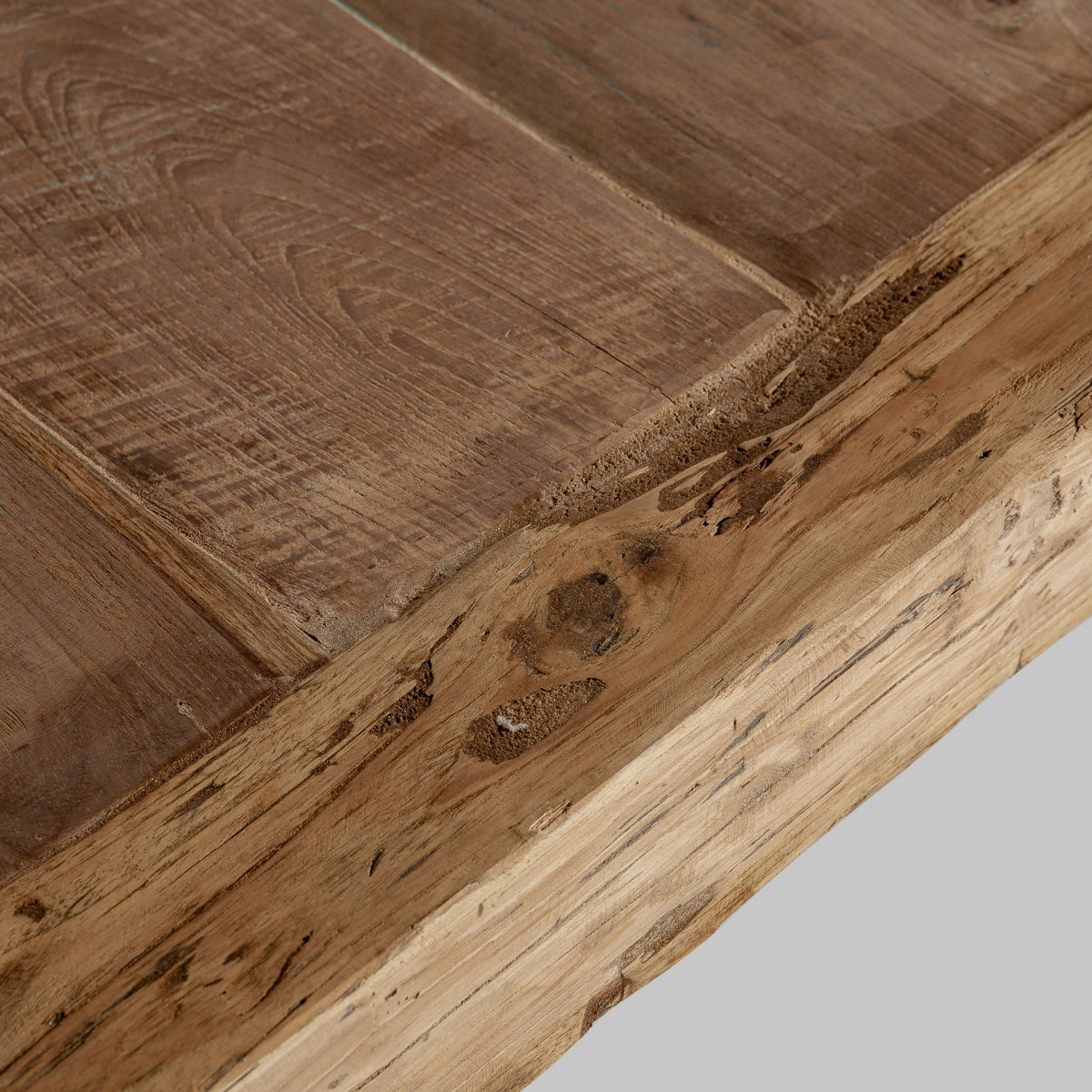 Table basse en teck marron | VICAL Kerp | REMO-HOME, mobilier design et décoration d'intérieur