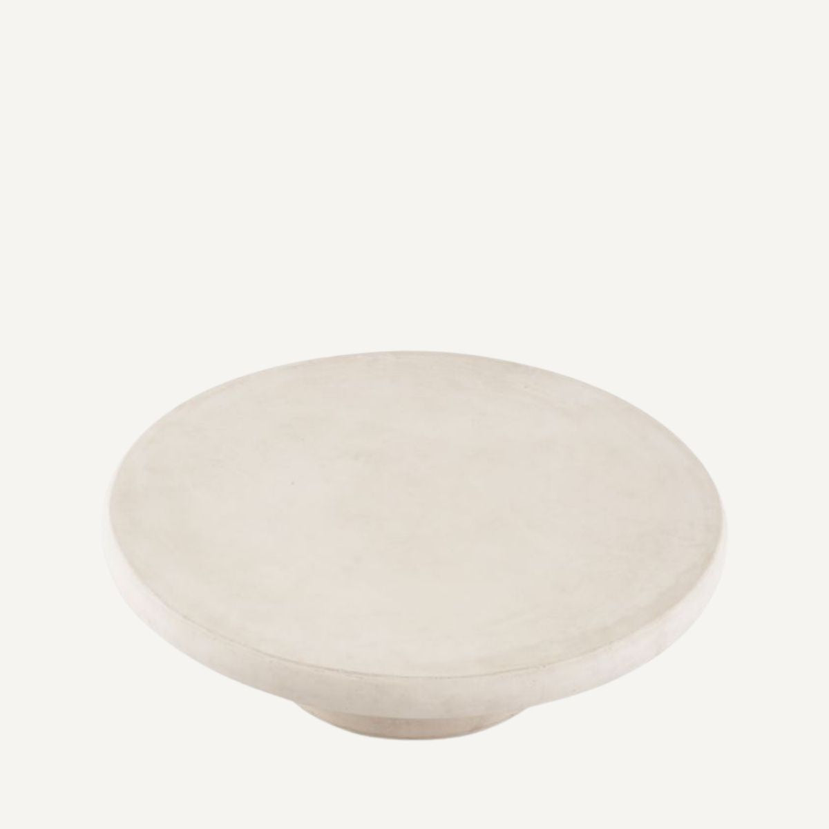 Table basse extérieur en béton creme | Eichholtz Cleon | REMO-HOME, mobilier et décoration d'intérieur