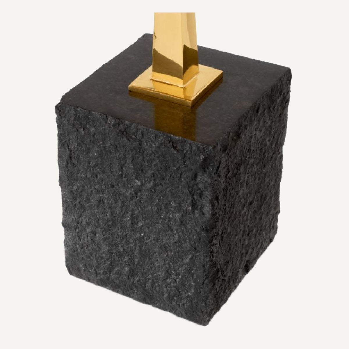 Table d'appoint dorée en granit noir | Eichholtz Kayan L | REMO-HOME, mobilier et décoration d'intérieur