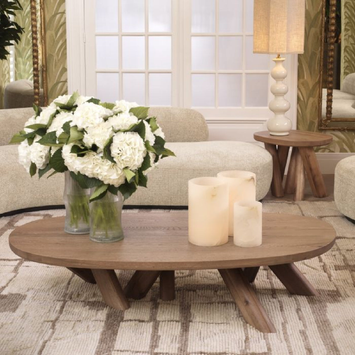 Table d'appoint en chêne marron | Eichholtz Bayshore | REMO-HOME, mobilier et décoration d'intérieur