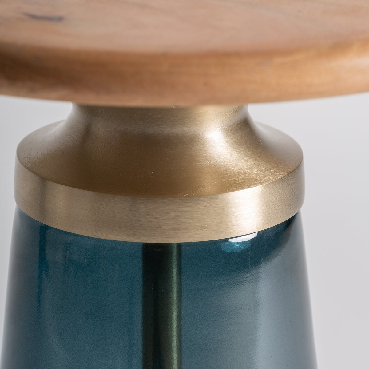 Table d'appoint en verre bleu | VICAL Haugan | REMO-HOME, mobilier design et décoration d'intérieur