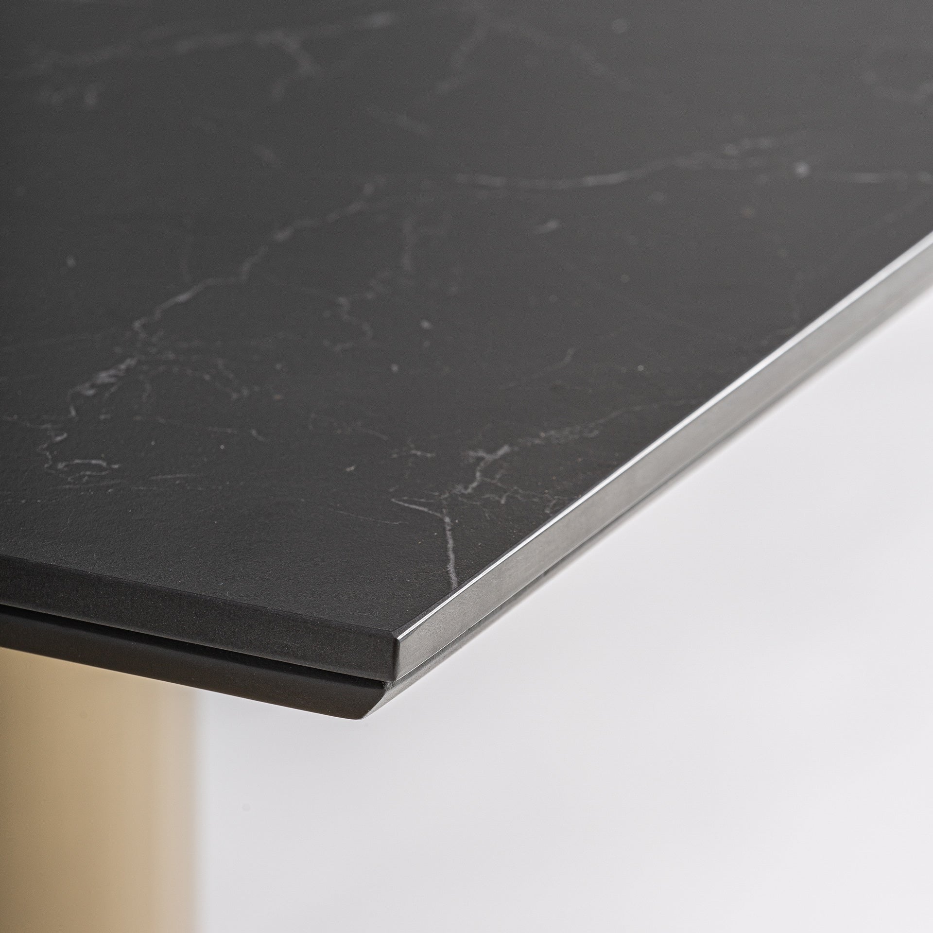 Table de bar compact noir 76 cm | VICAL Tasque | REMO-HOME, mobilier design et décoration d'intérieur