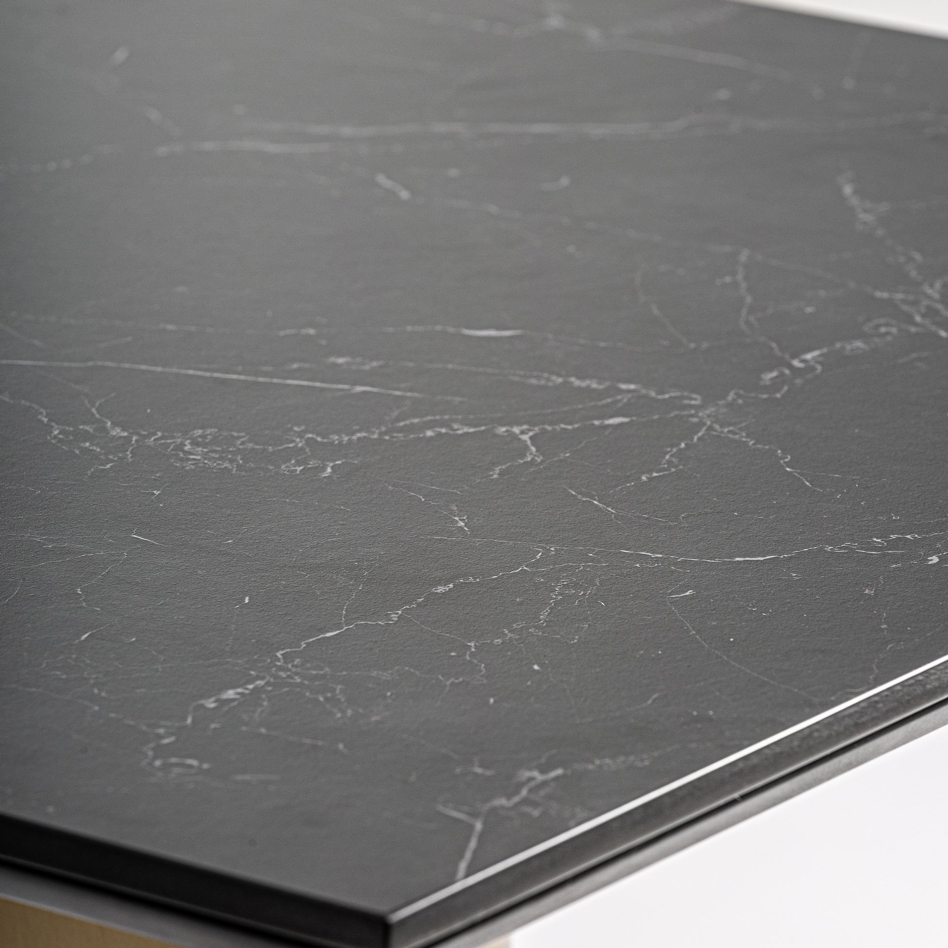 Table de bar compact noir 76 cm | VICAL Tasque | REMO-HOME, mobilier design et décoration d'intérieur