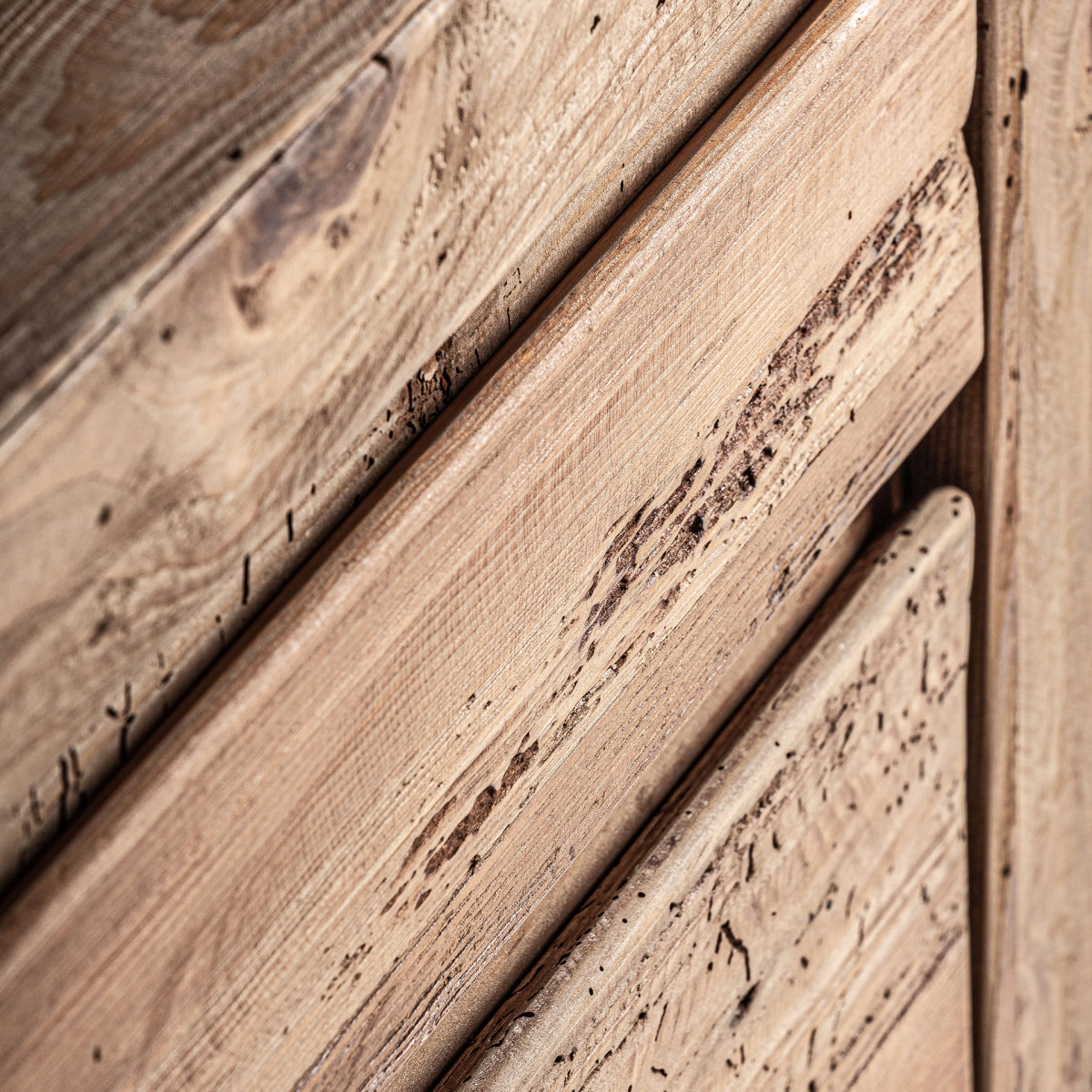 Table de chevet en bois de pin | Vical Breive | REMO-HOME, mobilier et décoration d'intérieur