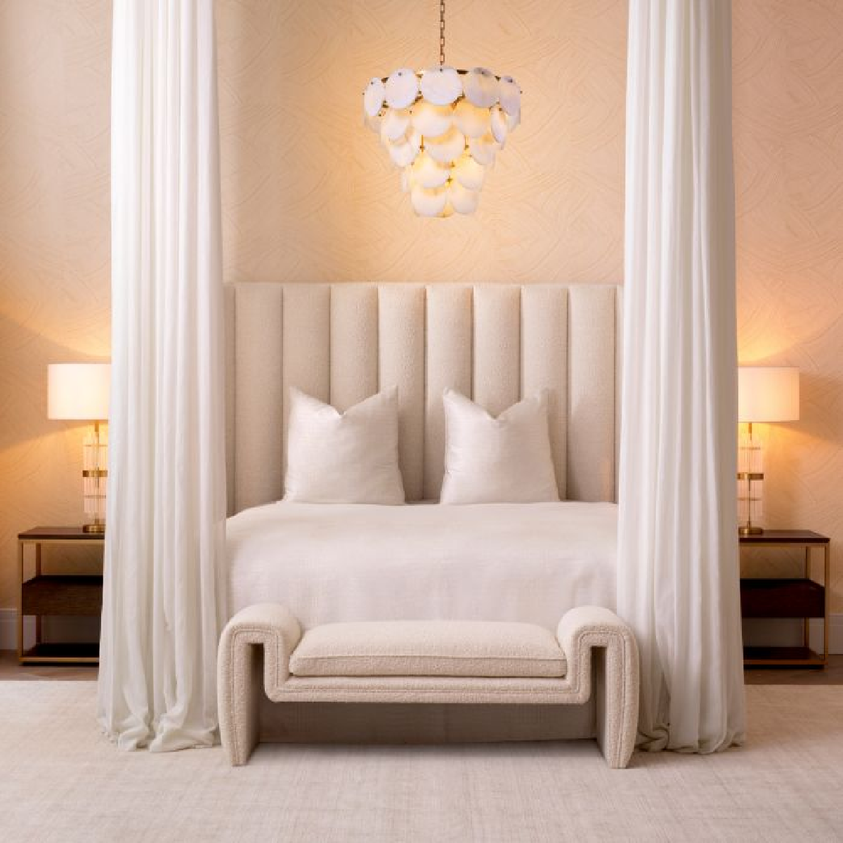 Table de chevet en chêne moka | Eichholtz Parker | REMO-HOME, mobilier et décoration d'intérieur